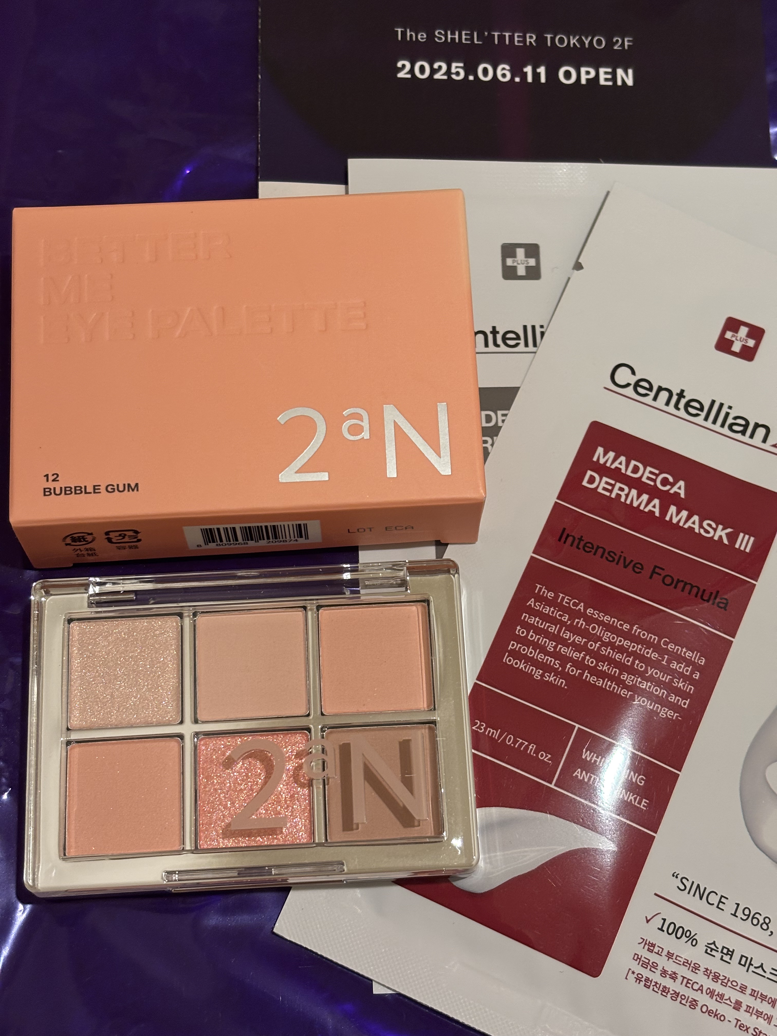 載せてなかった購入品❤️

2aNのベターミーアイパレット🩷✨
今は12番のバブルガムというシャドウをメインで使ってます✨
華やかな目元にしてくれて、イエベでも使えるピンク系！
パウダーが細かくてビックリ😳