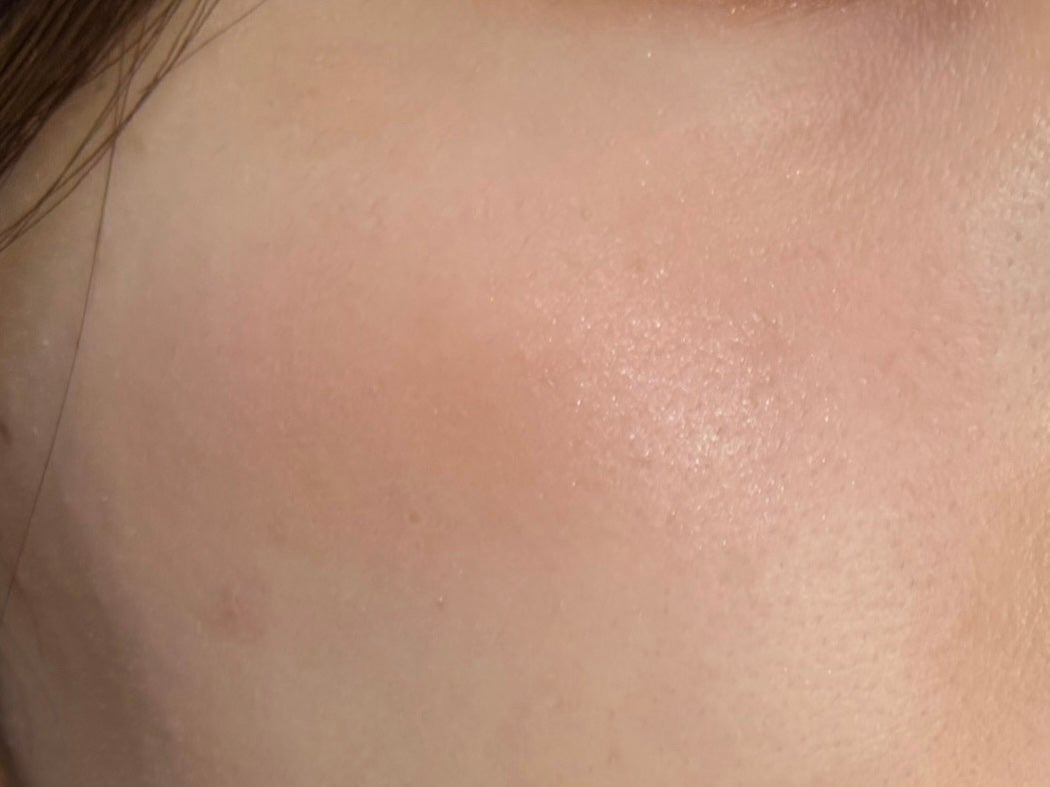 NARS ライトリフレクティング ルミナイジングパウダー/NARS/パウダーハイライトを使ったクチコミ(3枚目)