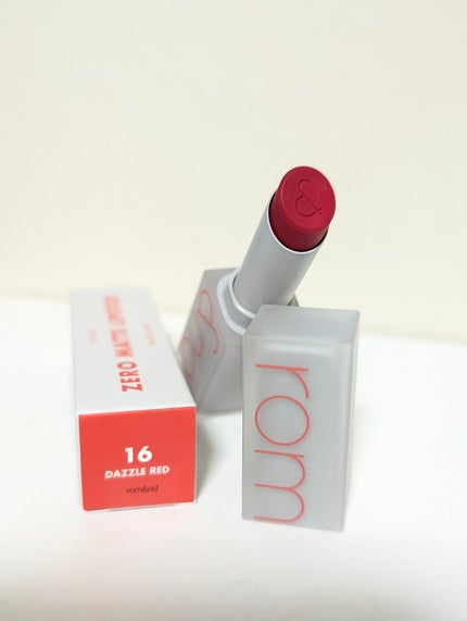 ゼロマットリップスティック 16 ダズルレッド/rom&nd/口紅を使ったクチコミ(2枚目)