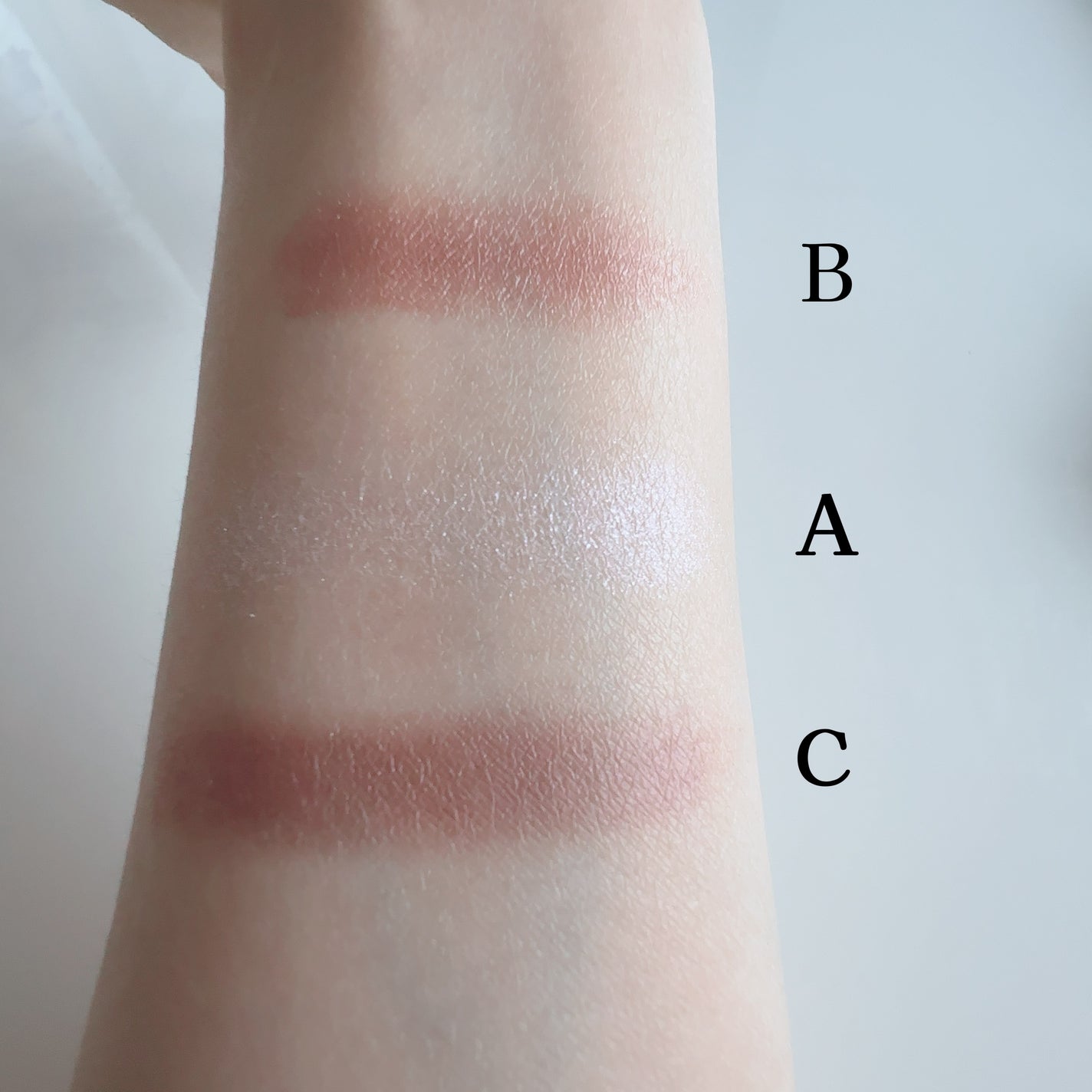 エッセンシャル シャドウ タップ/CLIO/アイシャドウパレットを使ったクチコミ(4枚目)