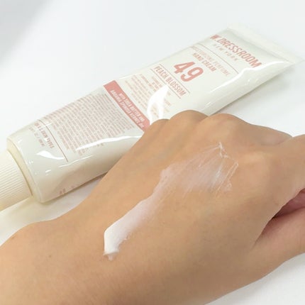 パフュームハンドクリーム /ダブルドレスルーム/ハンドクリームを使ったクチコミ(2枚目)