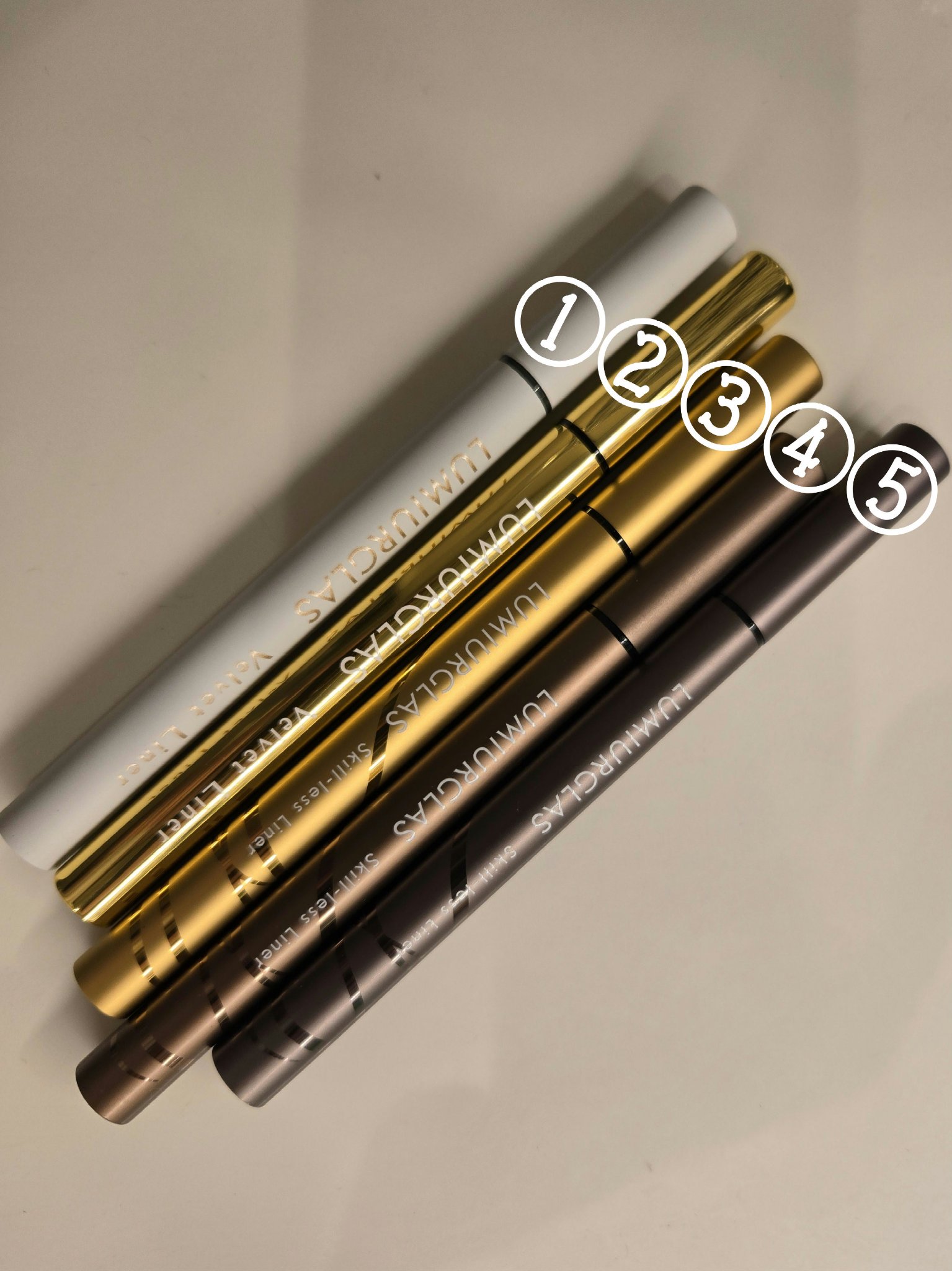 スキルレスライナー/LUMIURGLAS/リキッドアイライナーを使ったクチコミ（2枚目）