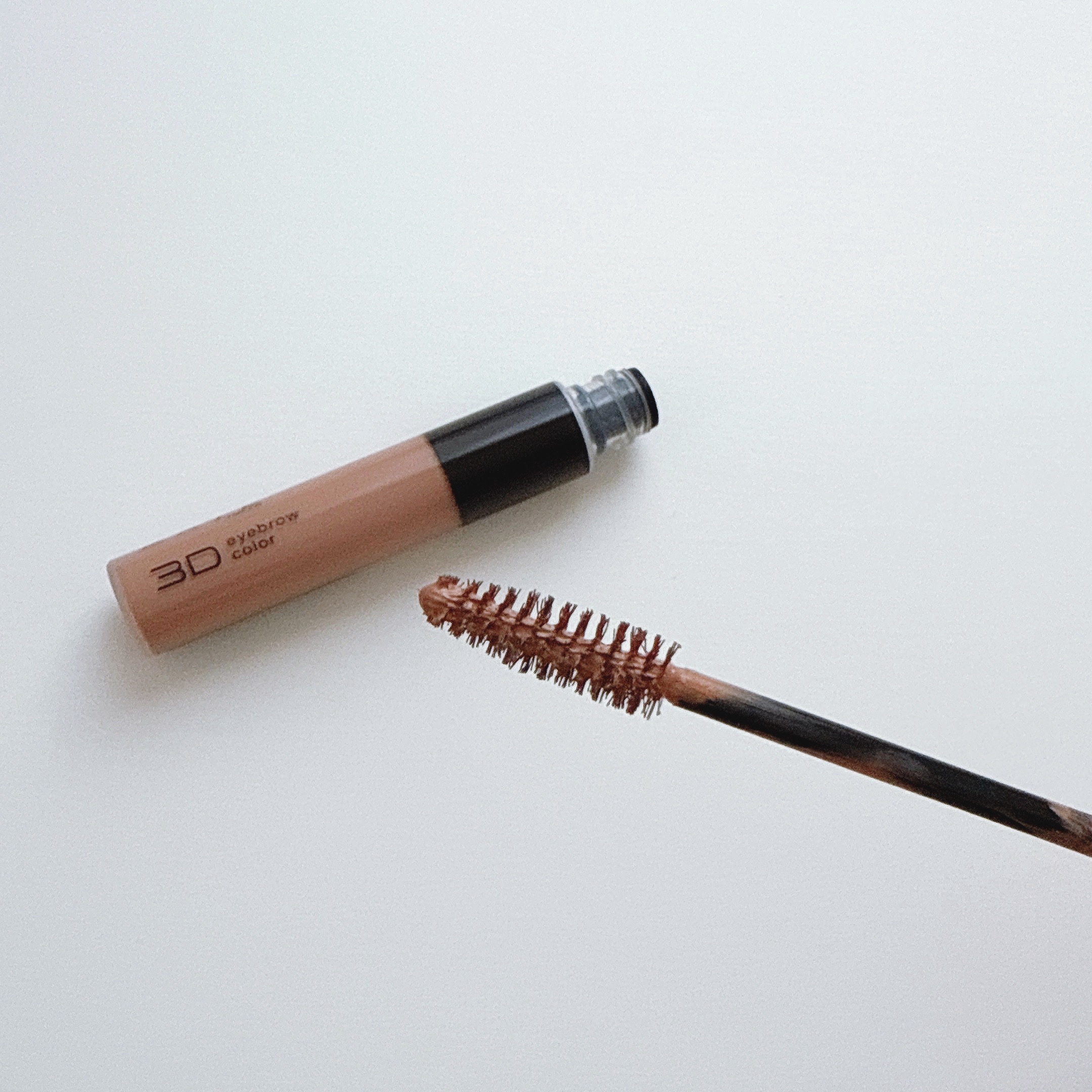 ケイト 3DアイブロウカラーZ/KATE/眉マスカラを使ったクチコミ（2枚目）