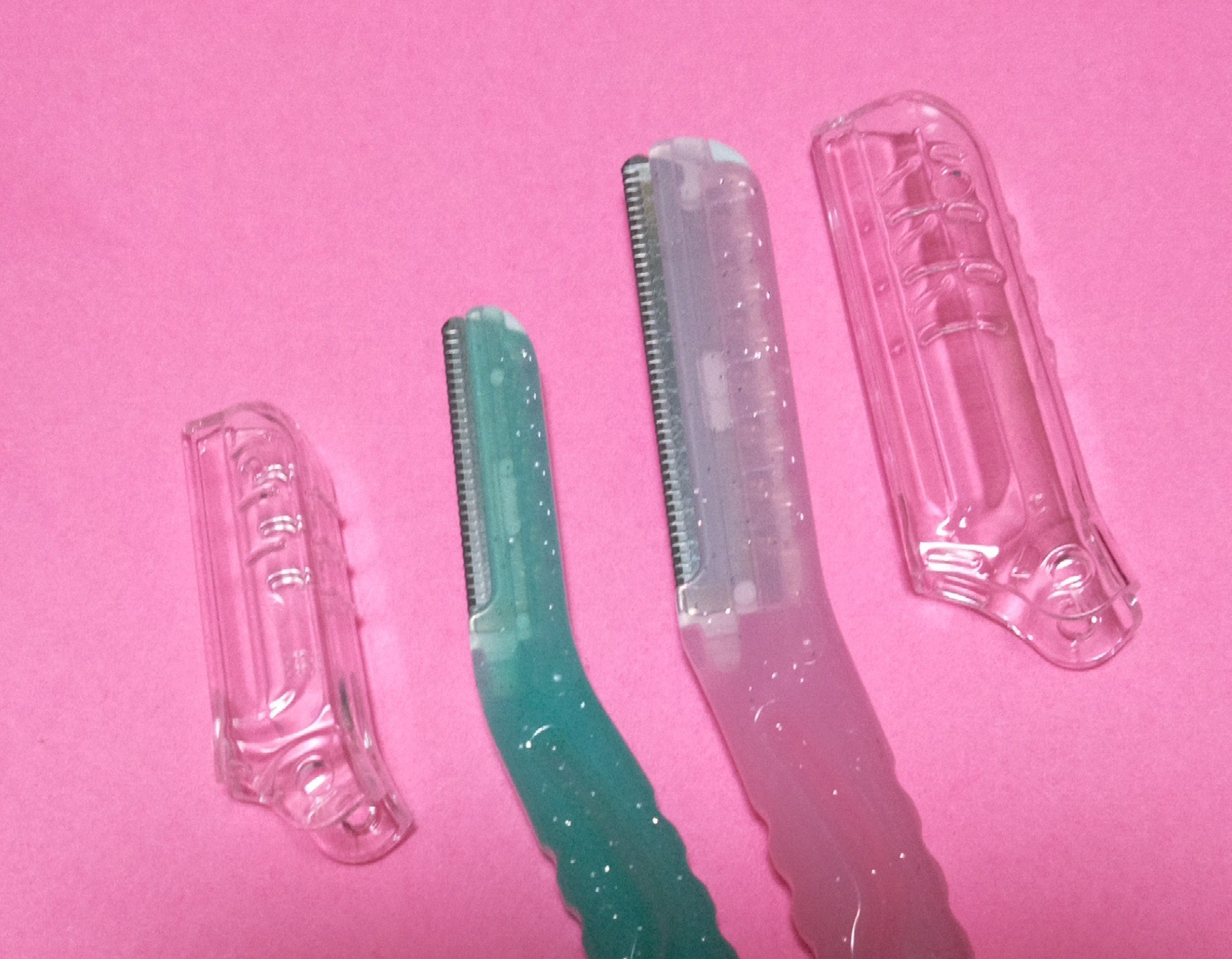 ピアニィ 敏感肌まゆ用 3本入り/ピアニィ/シェーバーを使ったクチコミ（1枚目）