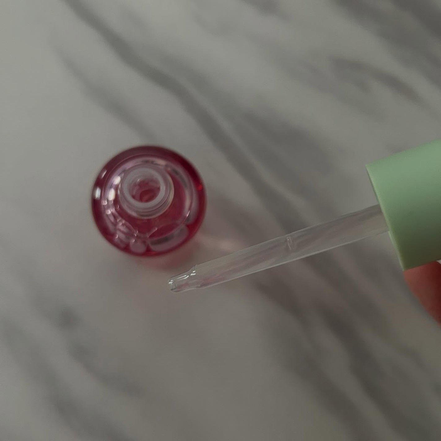 waco on LIPS 「BeginSピンクグァバグルタチオン痕跡セラム最近気になってい..」(2枚目)