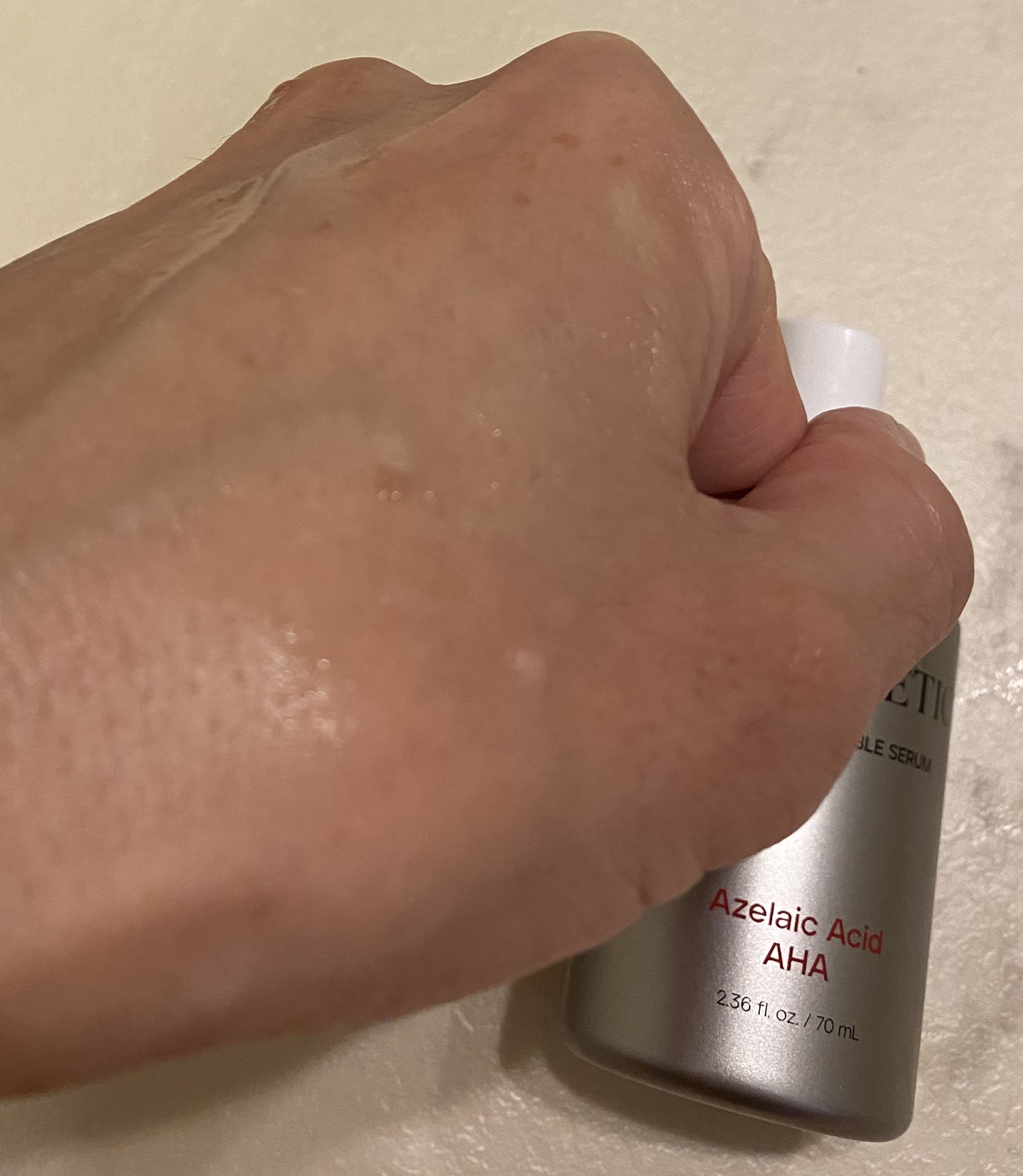 AZ AHA レッドマイクロバブルセラム/VT/美容液を使ったクチコミ（2枚目）