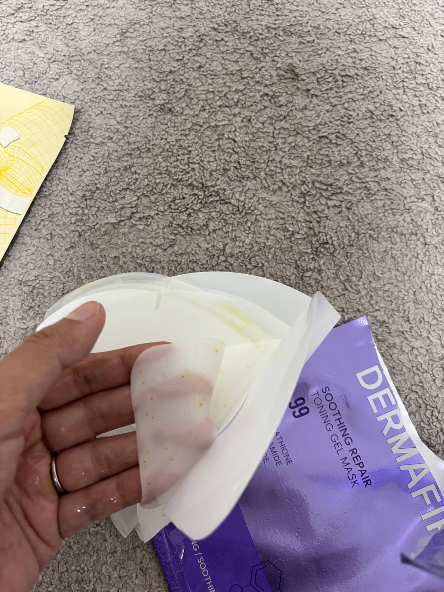 ビタアクティブマイクロクリスタルパッチ/ダーマファーム/シートマスク・パックを使ったクチコミ(4枚目)