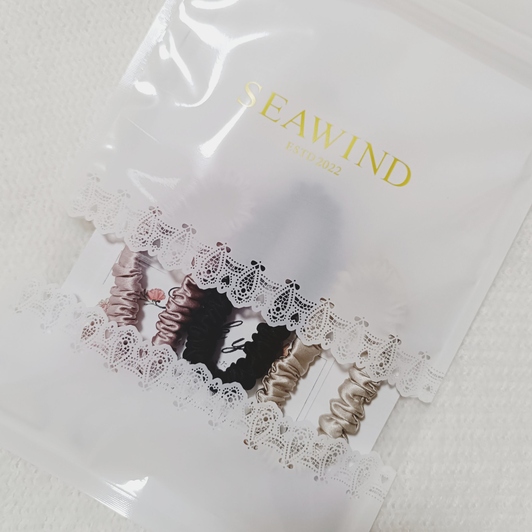 シルクヘアゴム/SEAWIND/ヘアアクセサリーを使ったクチコミ（2枚目）