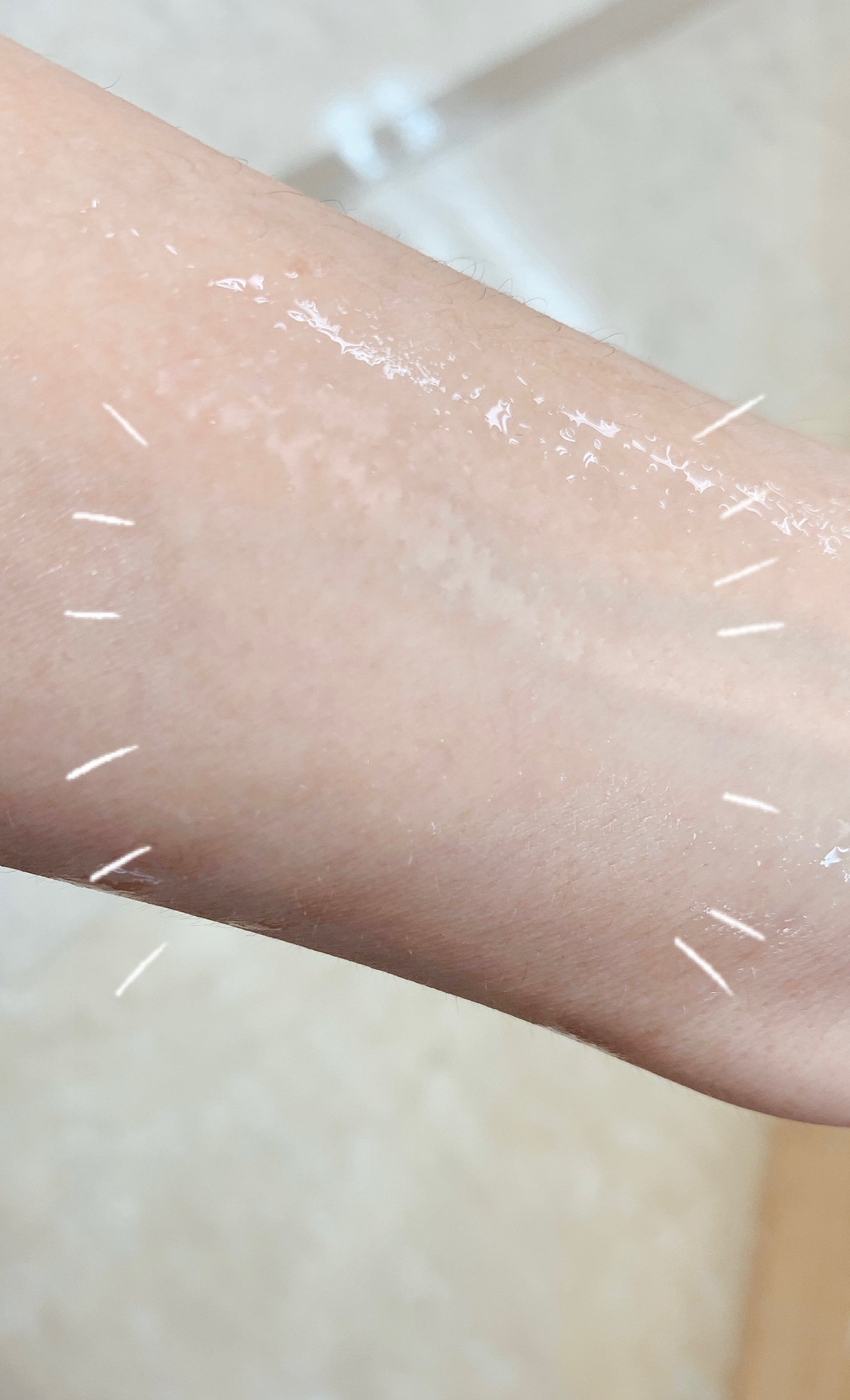 リフレッシュアイスミスト モーニングリネン/フィアンセ/ボディローションを使ったクチコミ(2枚目)