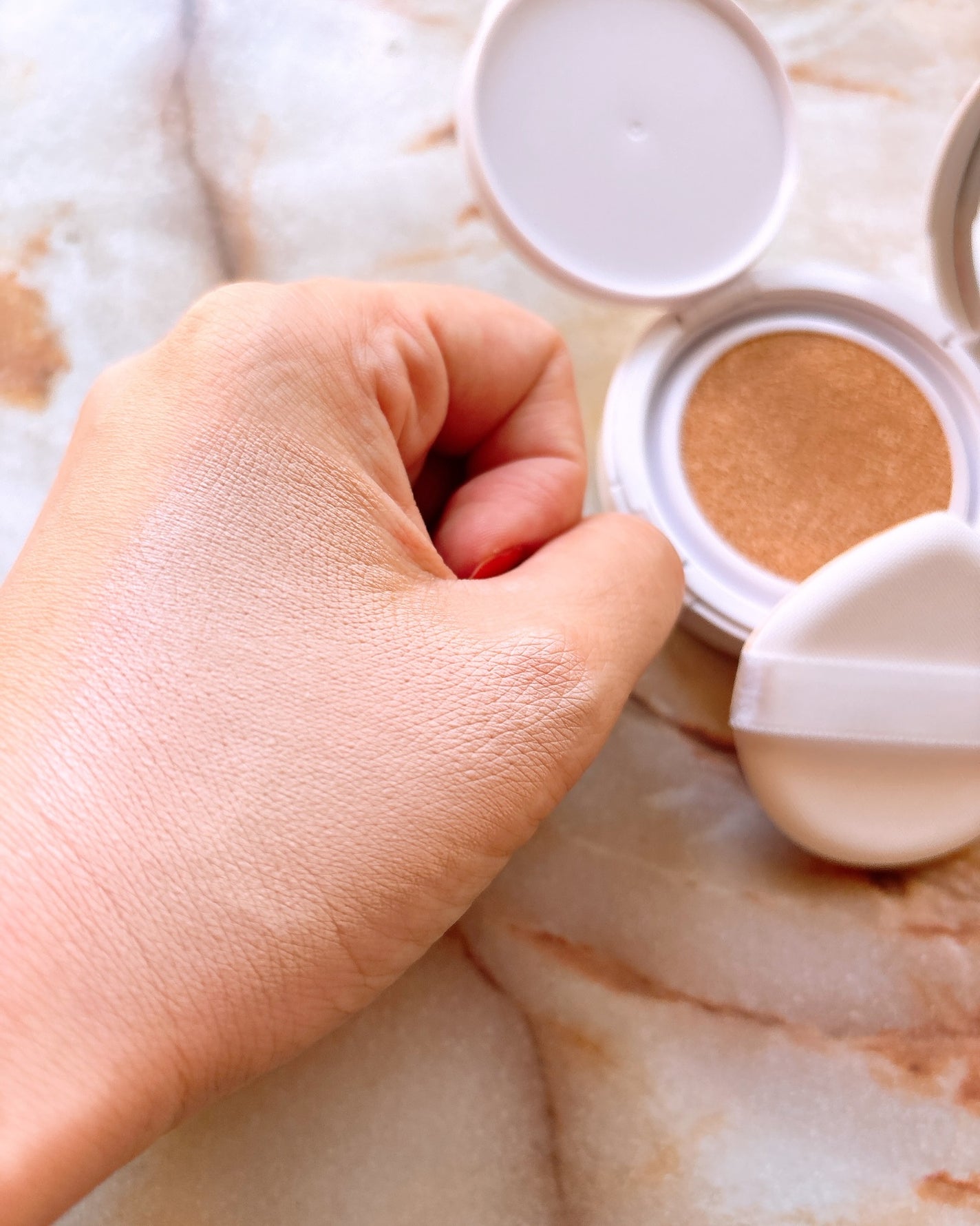 COSCOS UHDフルカバレッジクッション532(ナチュラルベージュ)/COSCOS/クッションファンデーションを使ったクチコミ(3枚目)