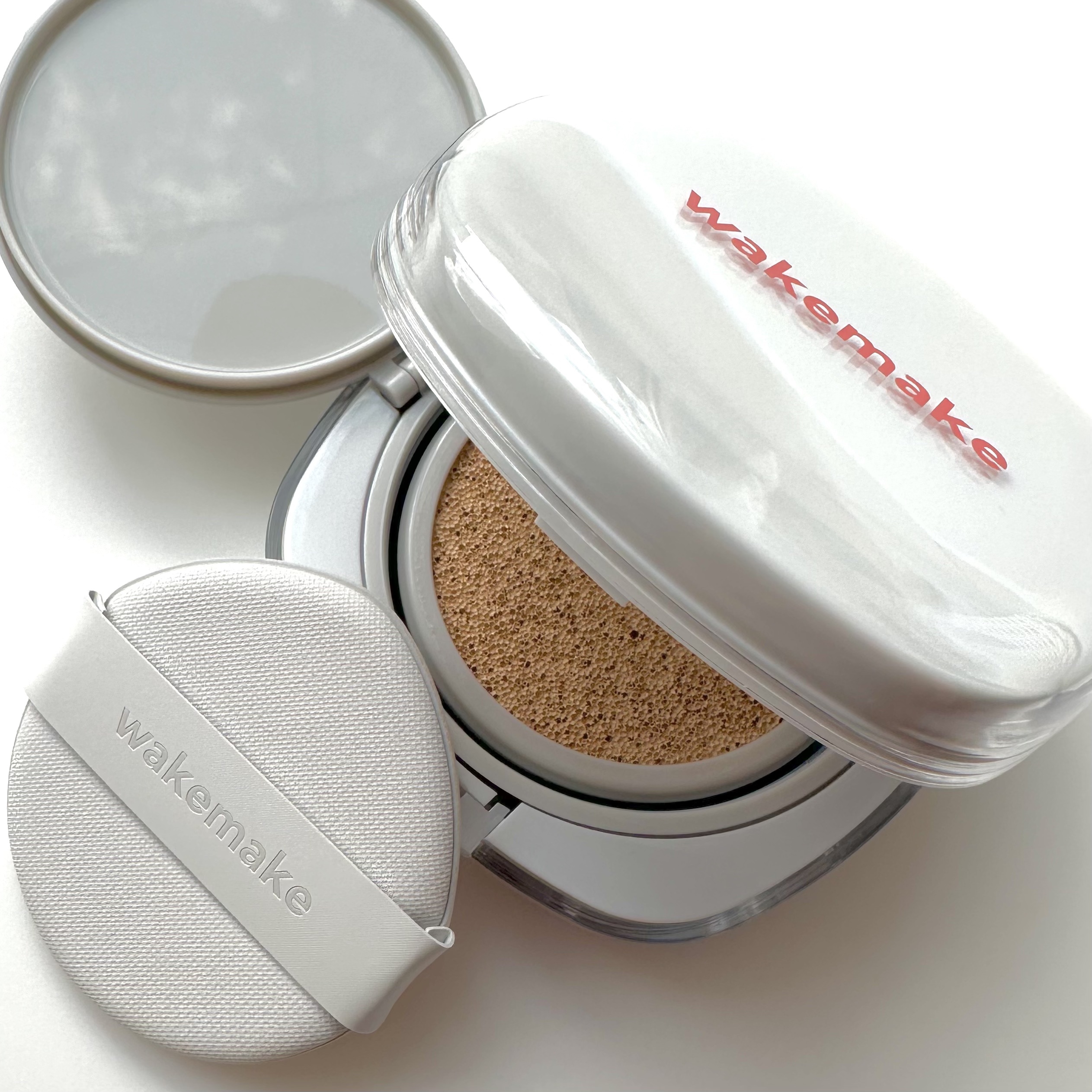 シームレスウェアクッション/wakemake/クッションファンデーションを使ったクチコミ（2枚目）