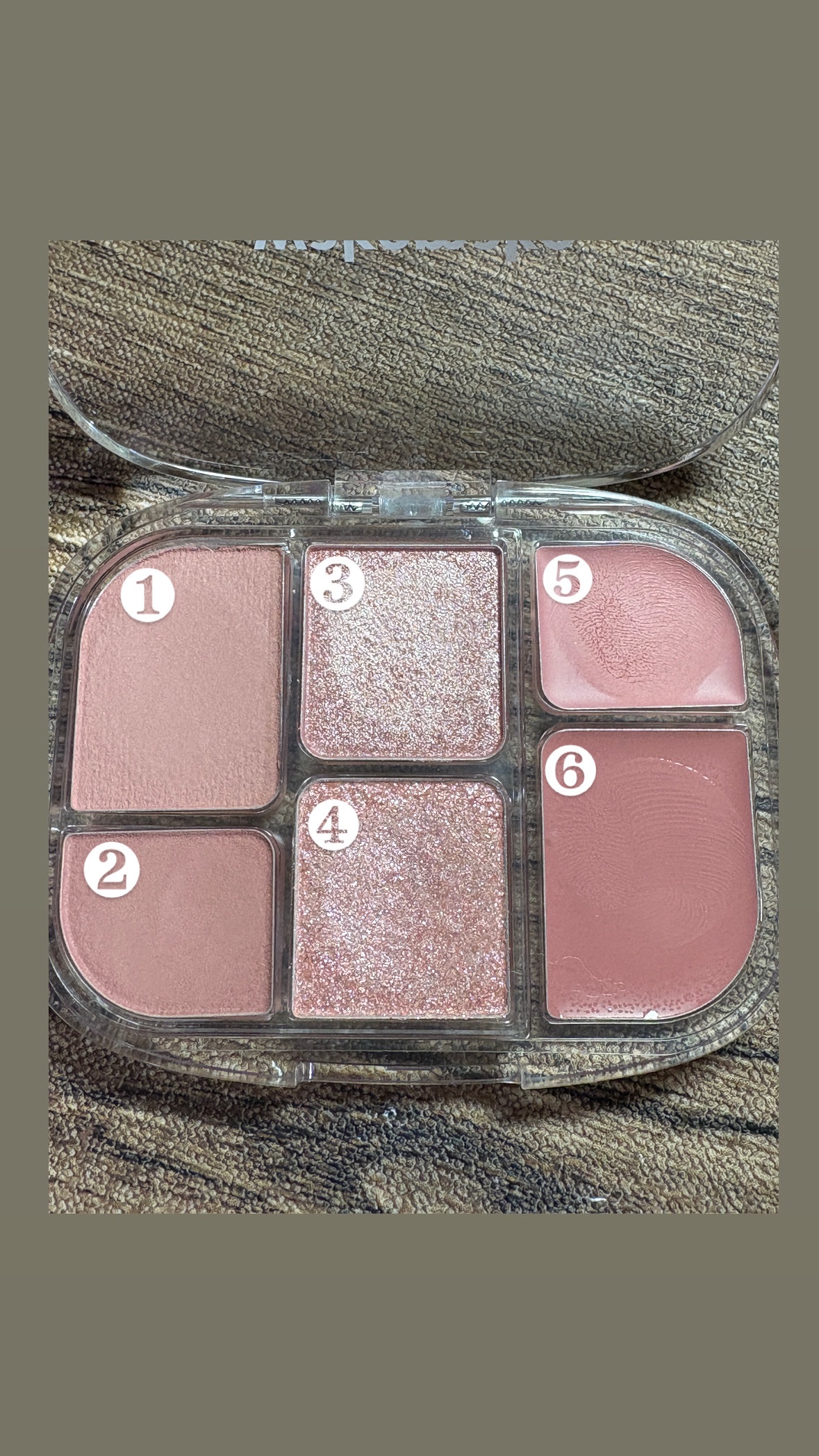 ソフトシアーマルチパレット/wakemake/アイシャドウパレットを使ったクチコミ（2枚目）