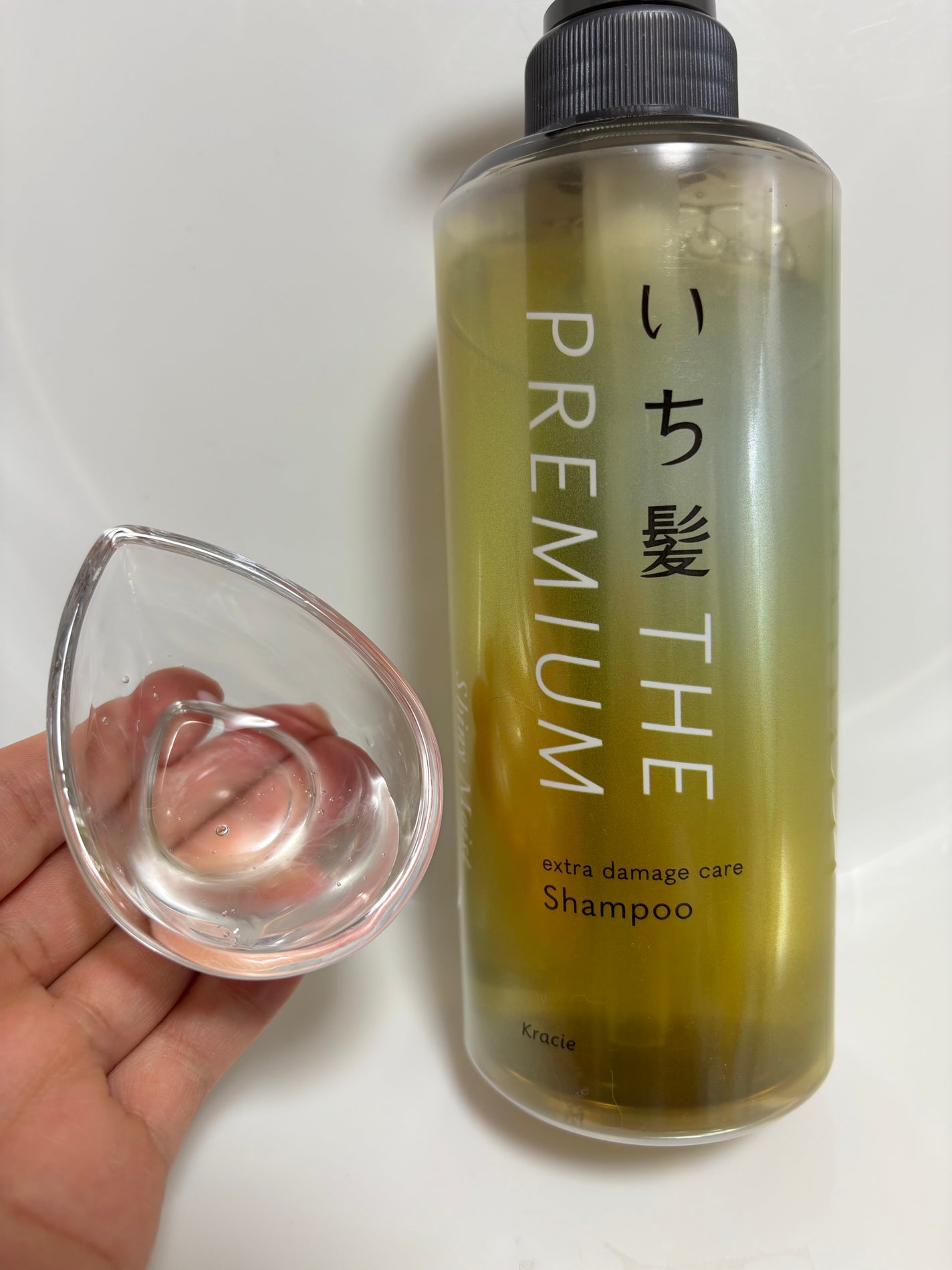 THE PREMIUM エクストラダメージケアシャンプー/トリートメント(シャイニーモイスト)/いち髪/市販シャンプーを使ったクチコミ(2枚目)