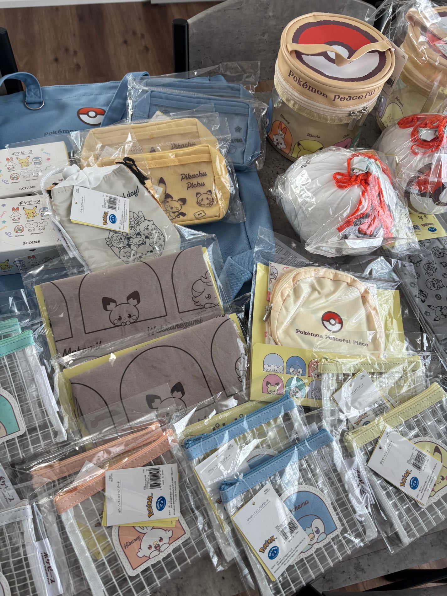 筒型ポーチ/3COINS/化粧ポーチを使ったクチコミ(4枚目)