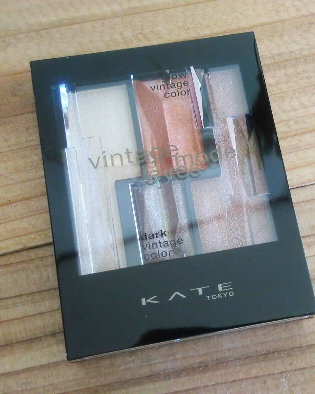 ヴィンテージモードアイズ/KATE/アイシャドウパレットを使ったクチコミ（1枚目）