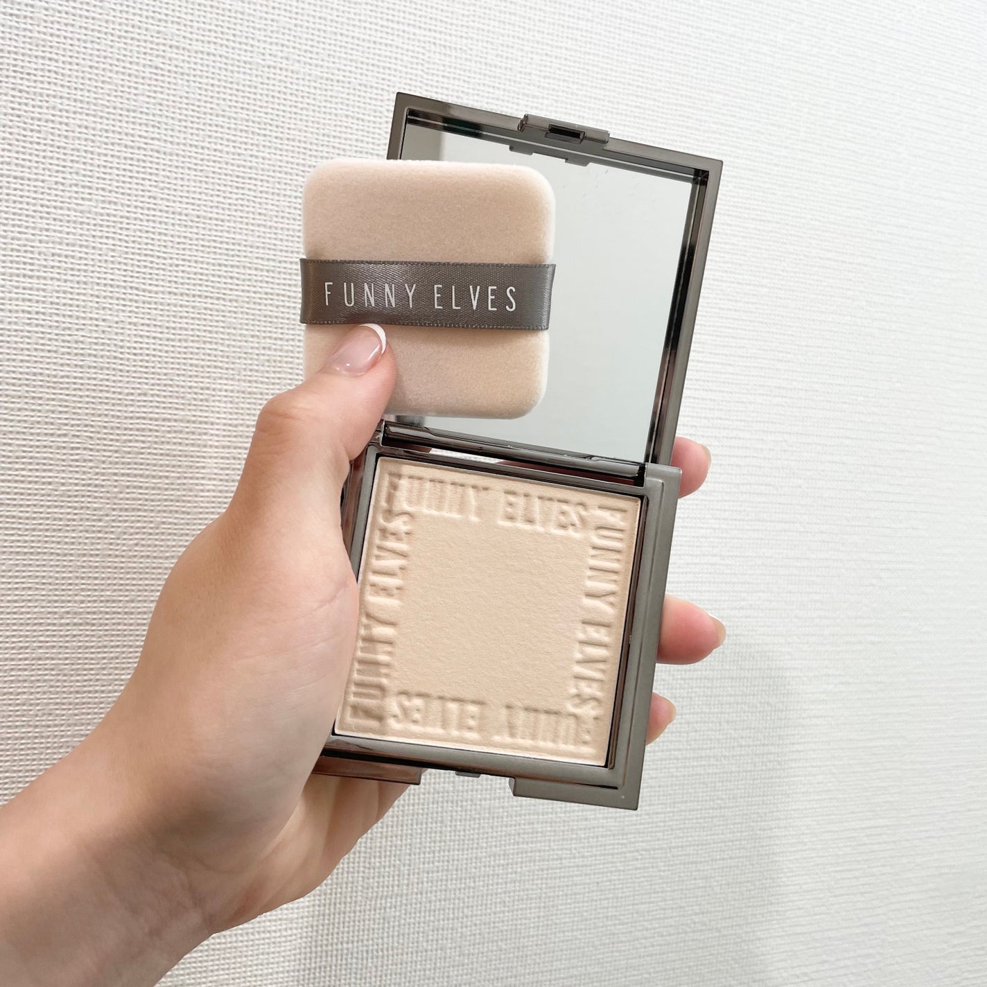 ソフトマットプレストパウダー/FUNNY ELVES方里/プレストパウダーを使ったクチコミ(1枚目)