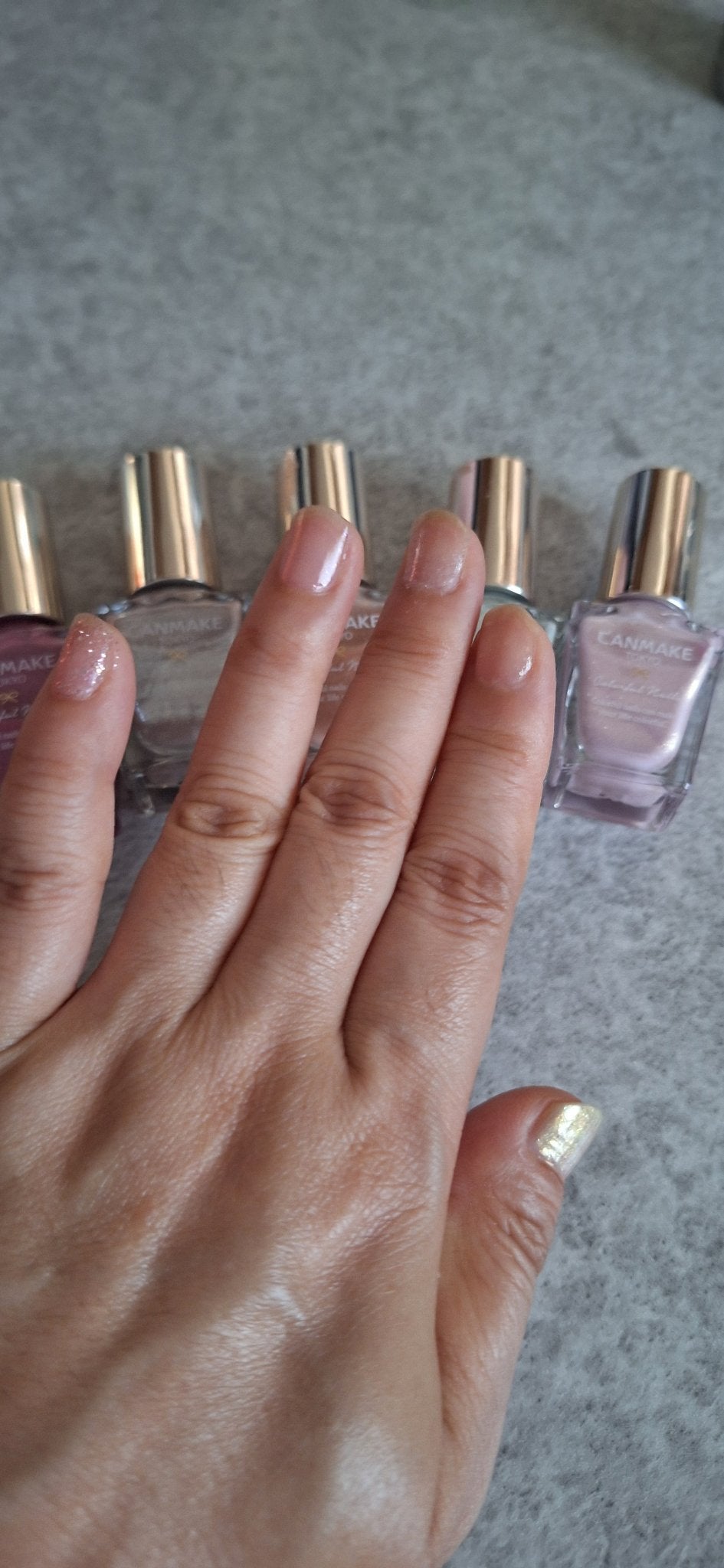 カラフルネイルズ/キャンメイク/マニキュアを使ったクチコミ(2枚目)