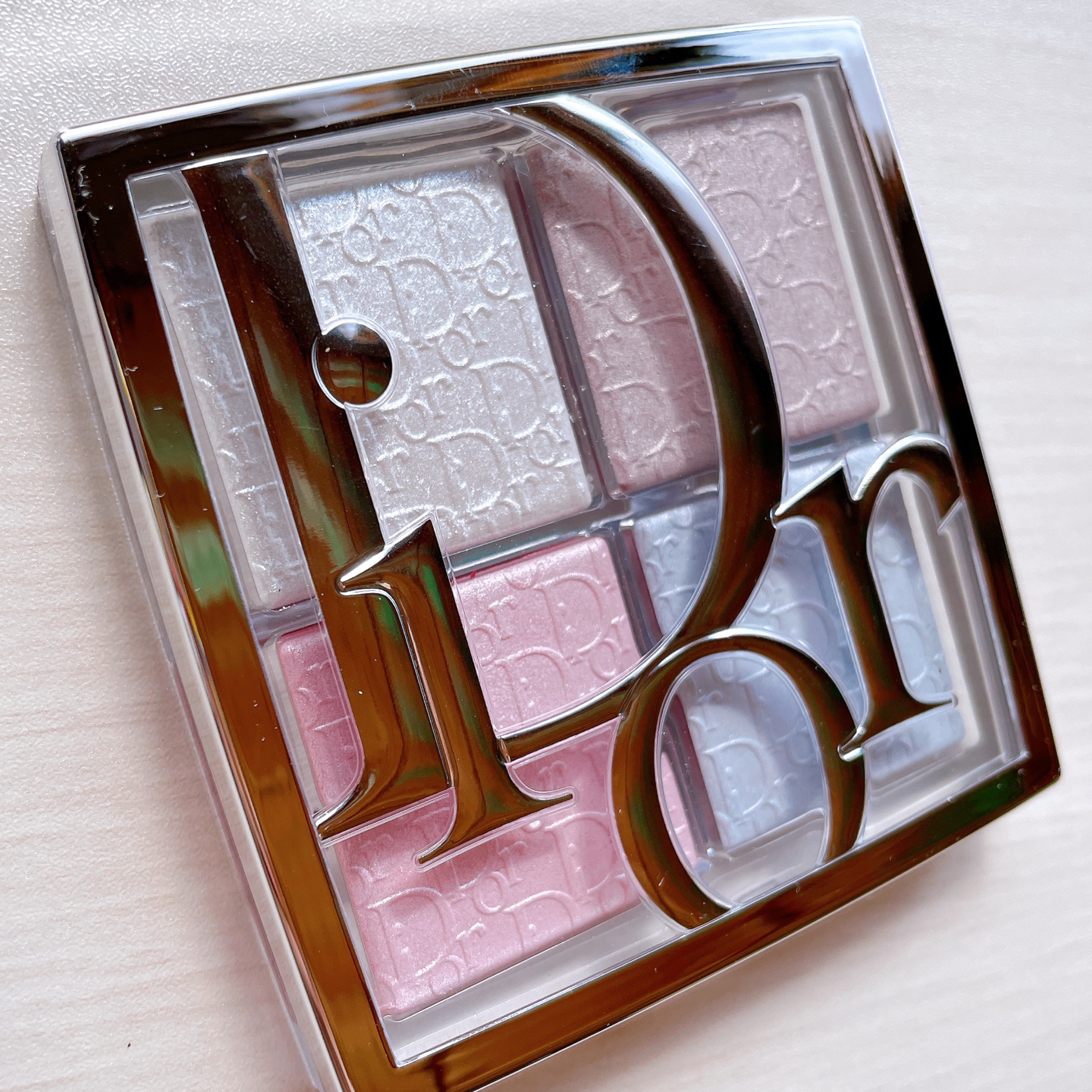 ディオール バックステージ フェイス グロウ パレット/Dior/ハイライトを使ったクチコミ（2枚目）