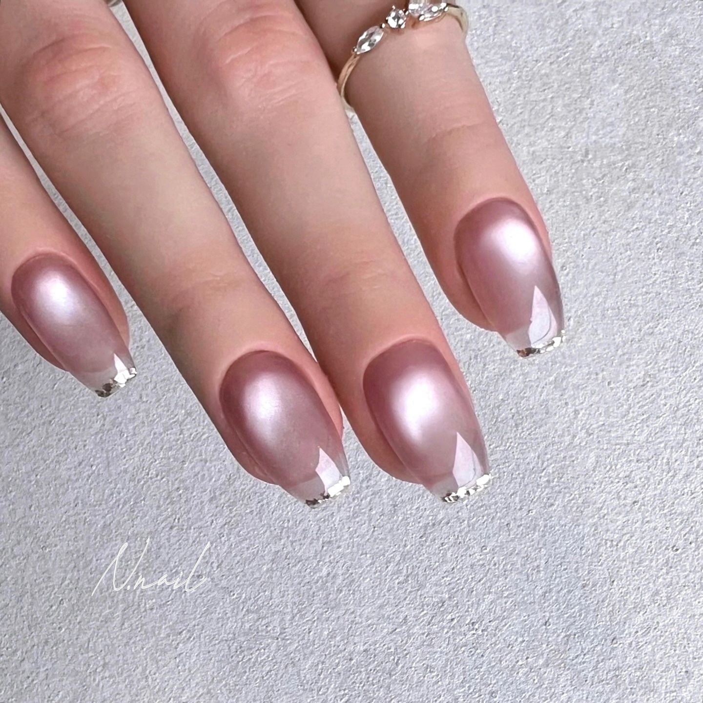 #マグネットネイル,#ちゅるんネイル,#グリッターネイル,#キラキラネイル,#春ネイル,#夏ネイル,#大人可愛いネイル,#フレンチネイル,#シンプルネイル,#川口ネイルのネイルデザイン