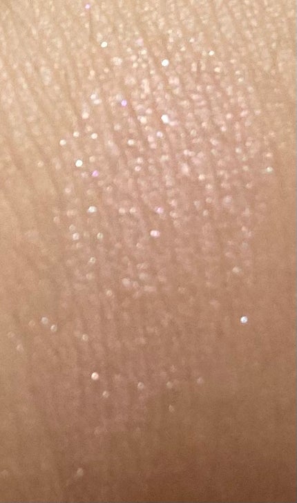 JILL STUART ジルスチュアート メルティシマー ブラッシュのクチコミ「デパートで買いました。
:匂いはジルスチュアートの香りです
:色味は紫がかったピンクのハイ.....」(2枚目)