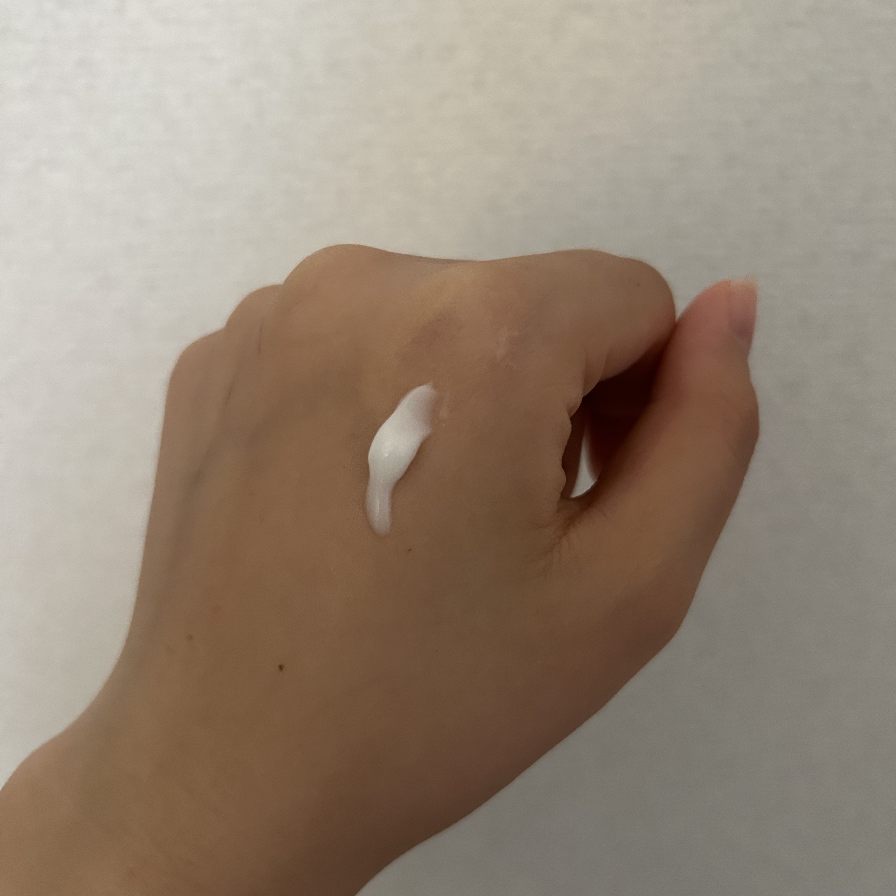 薬用ナイトパック/IHADA/フェイスクリームを使ったクチコミ（2枚目）