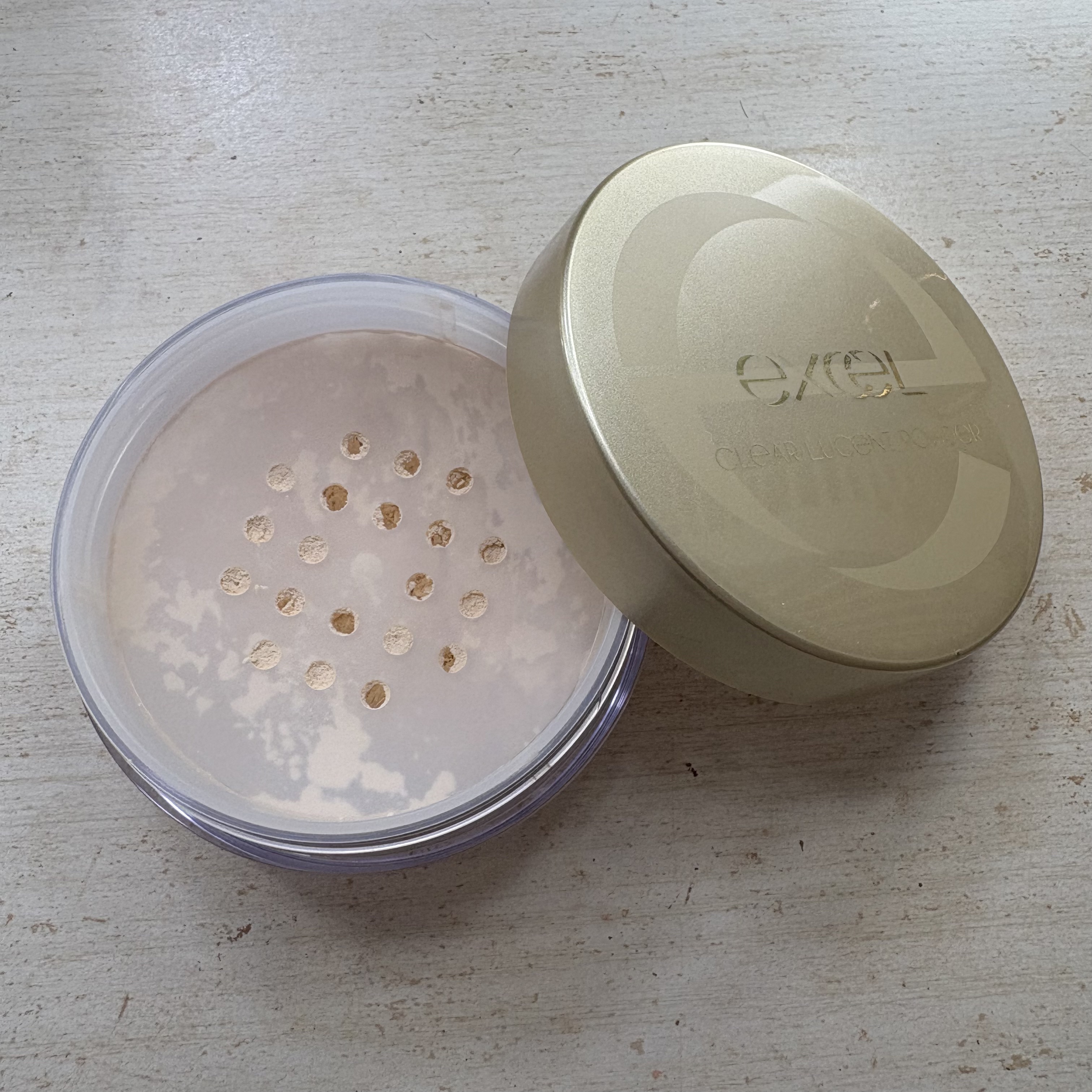 クリア ルーセントパウダー NB/excel/ルースパウダーを使ったクチコミ（2枚目）