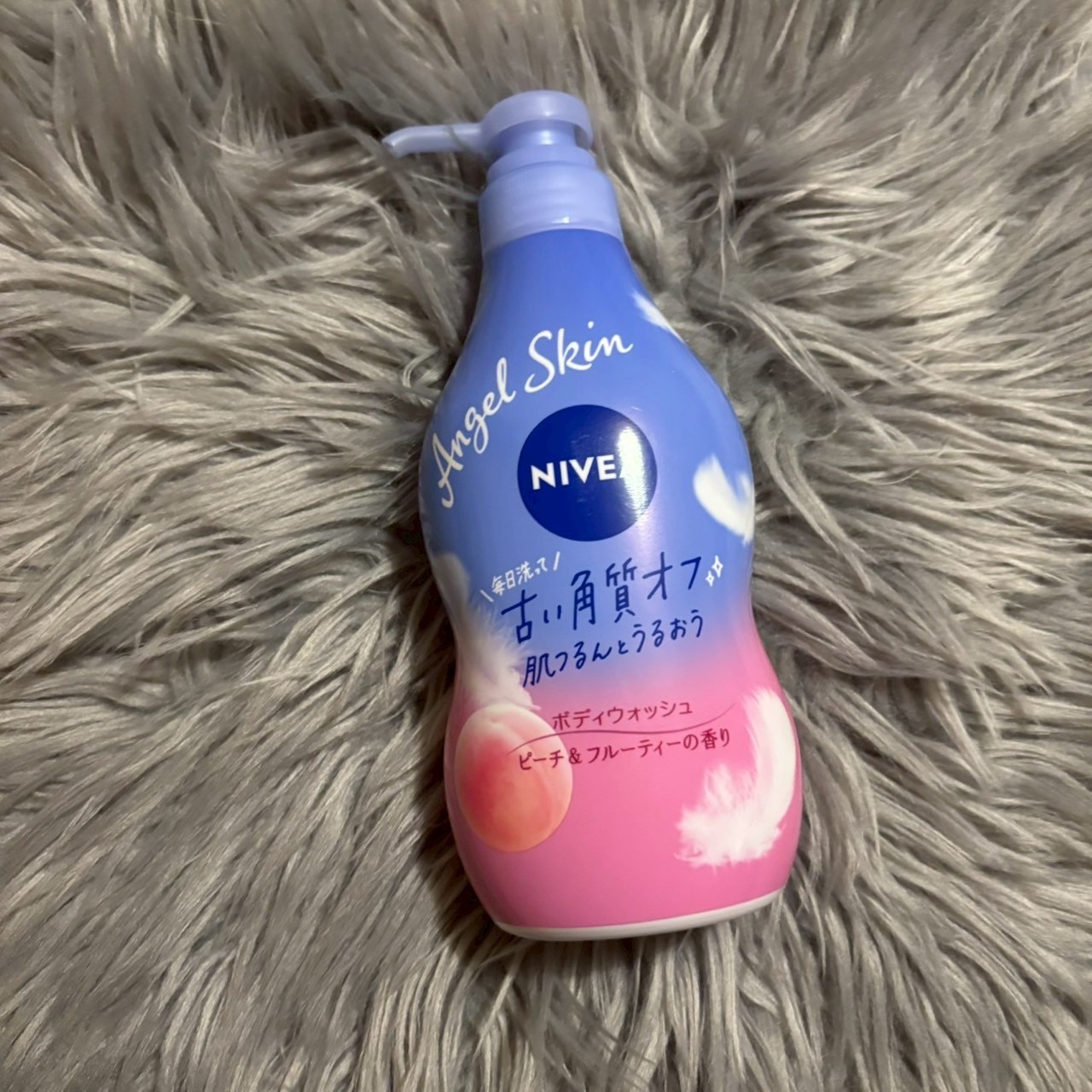 ニベア エンジェルスキン ボディウォッシュ ピーチ&フルーティーの香り 本体 480ml/ニベア/ボディソープを使ったクチコミ（1枚目）