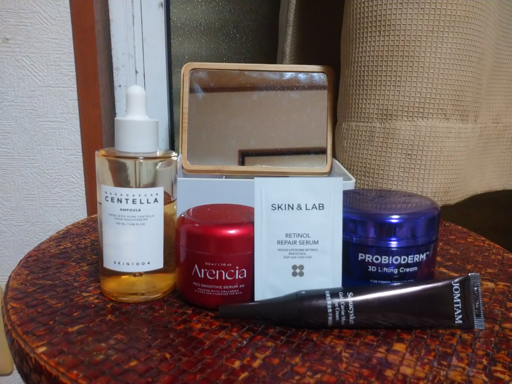 黄金キャビアアイクリーム/JOMTAM/アイケア・アイクリームを使ったクチコミ（2枚目）