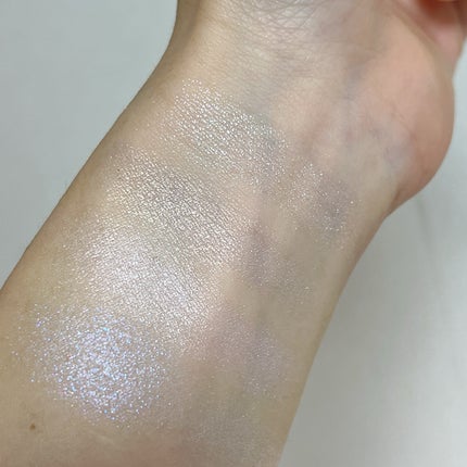 はち@フォロバ on LIPS 「#Dior#バックステージ#グロウマキシマイザーパレット002..」(4枚目)