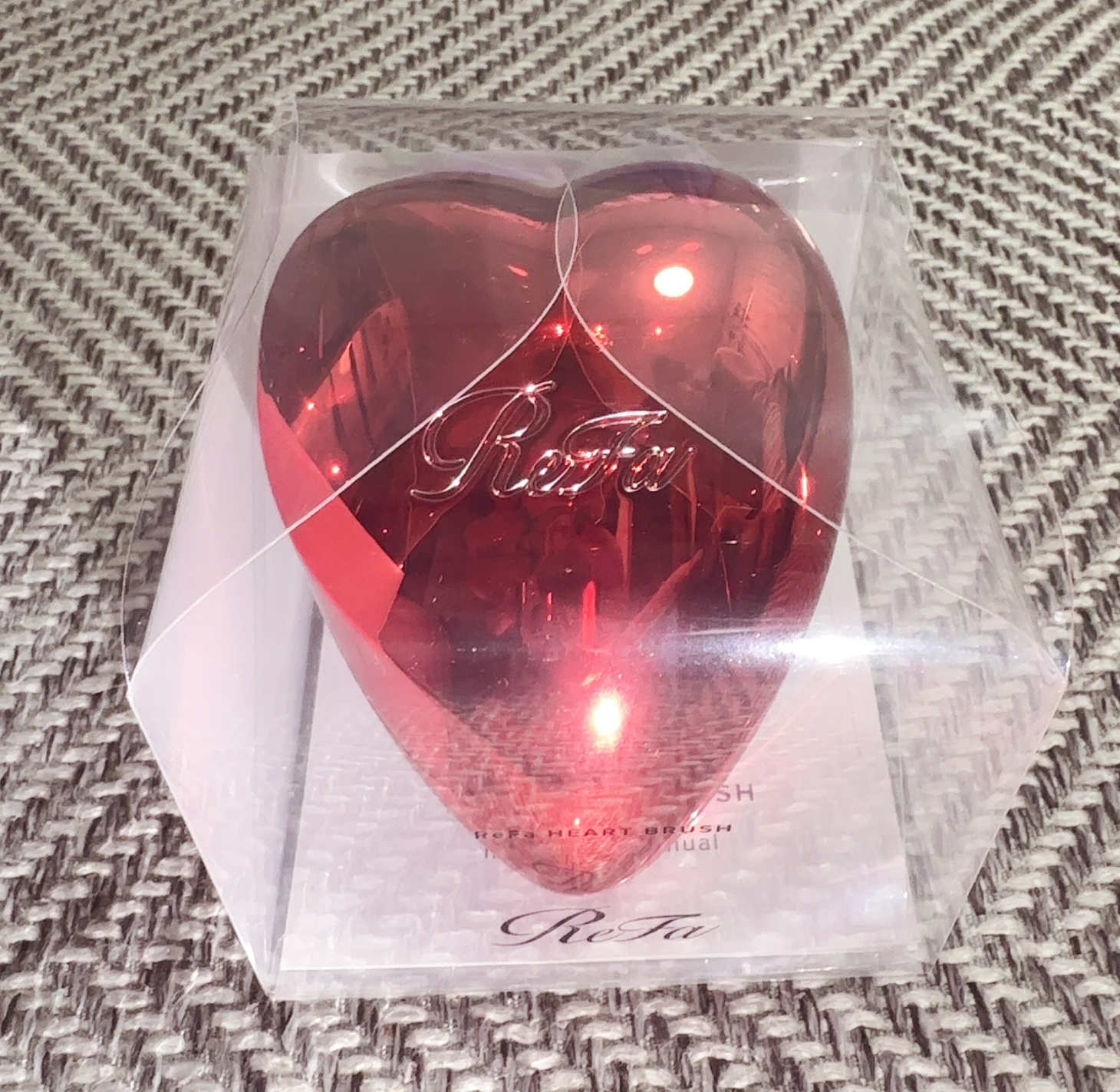 リファ ハートブラシ Shine Red（シャインレッド）/ReFa/頭皮ケアを使ったクチコミ（1枚目）