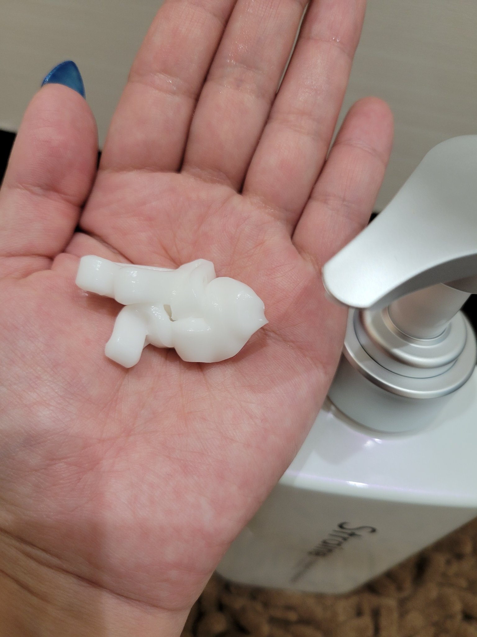 ストレートシャンプー/ストレートトリートメント ホワイトブロッサムの香り/Straine/市販シャンプーを使ったクチコミ（3枚目）