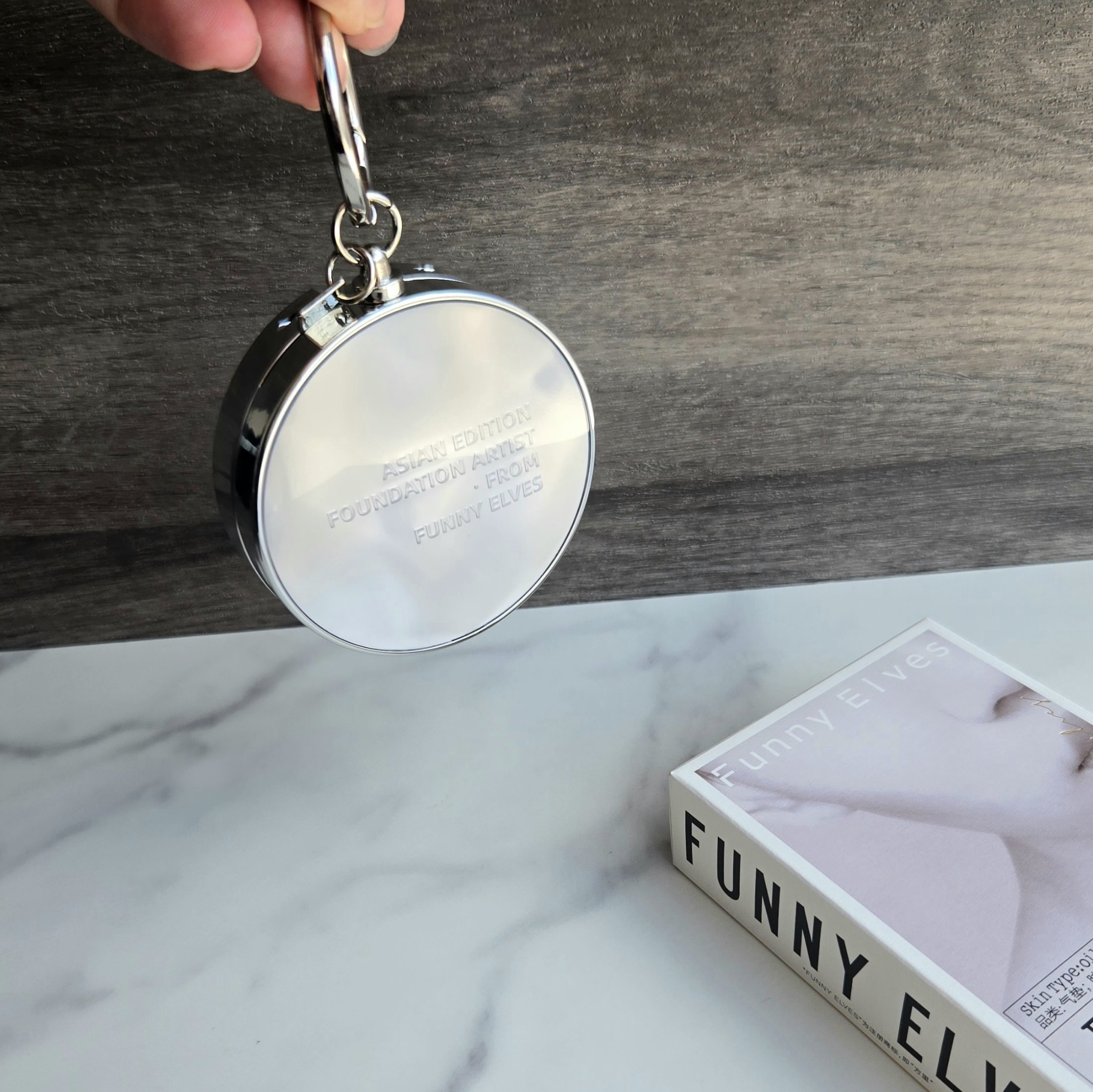 ロングウェア エア クッションファンデーション/FUNNY ELVES方里/クッションファンデーションを使ったクチコミ（2枚目）