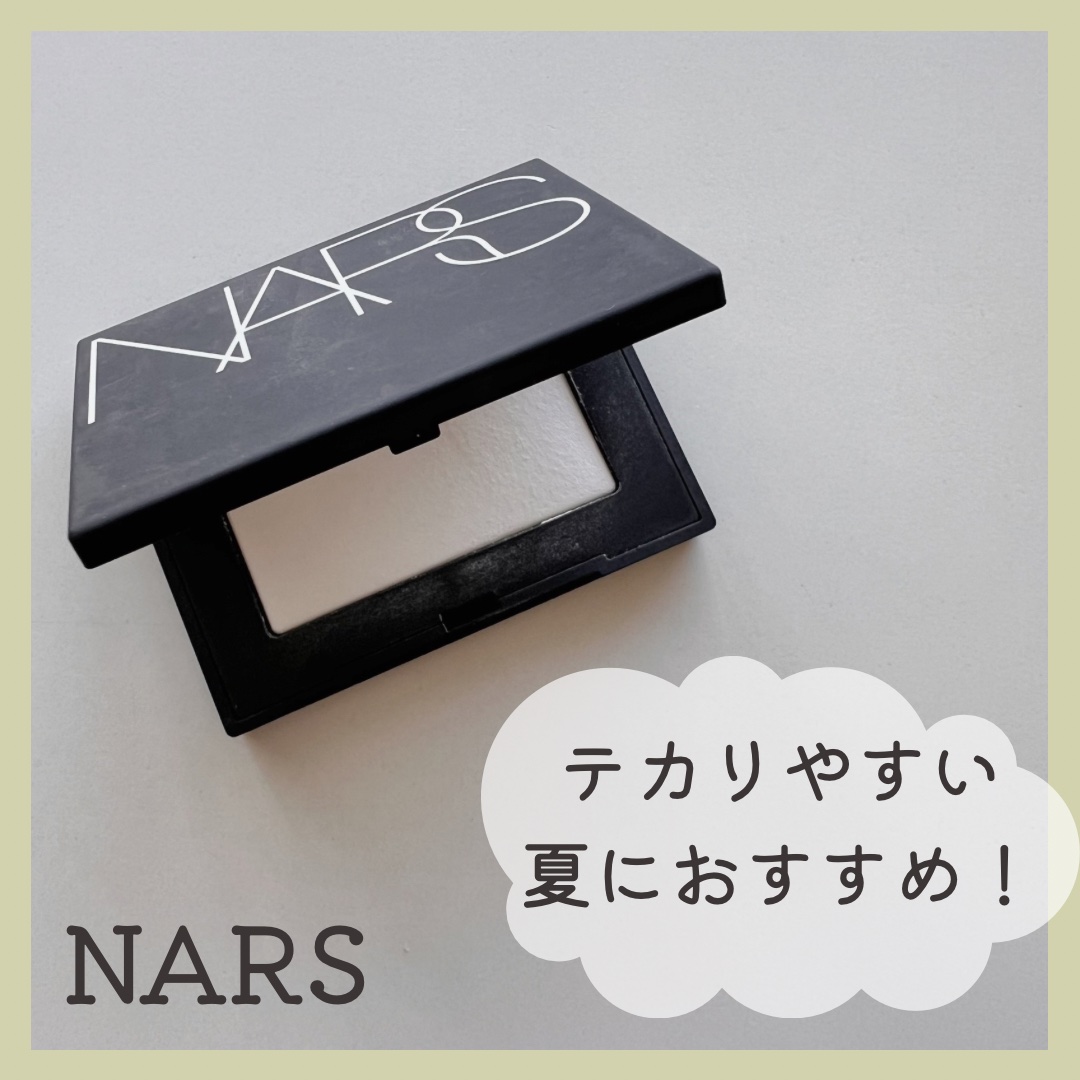 -` ̗ NARS  ̖ ´-

ライトリフレクティングセッティングパウダー　プレスト　N


ミニ 02415


NARSの定番のパウダー


さっと塗るだけでさらさらになるところが
テカリやすい夏におすすめ🌻
ミニサイズなので持ち運