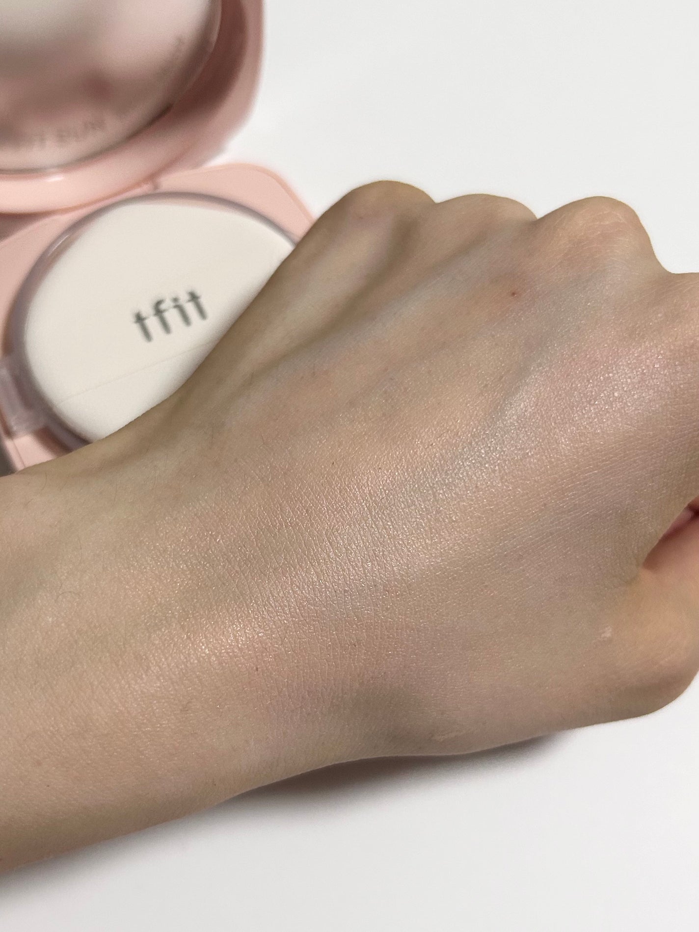 ベースフィットトーンアップサンクッション/TFIT/クッションファンデーションを使ったクチコミ(6枚目)