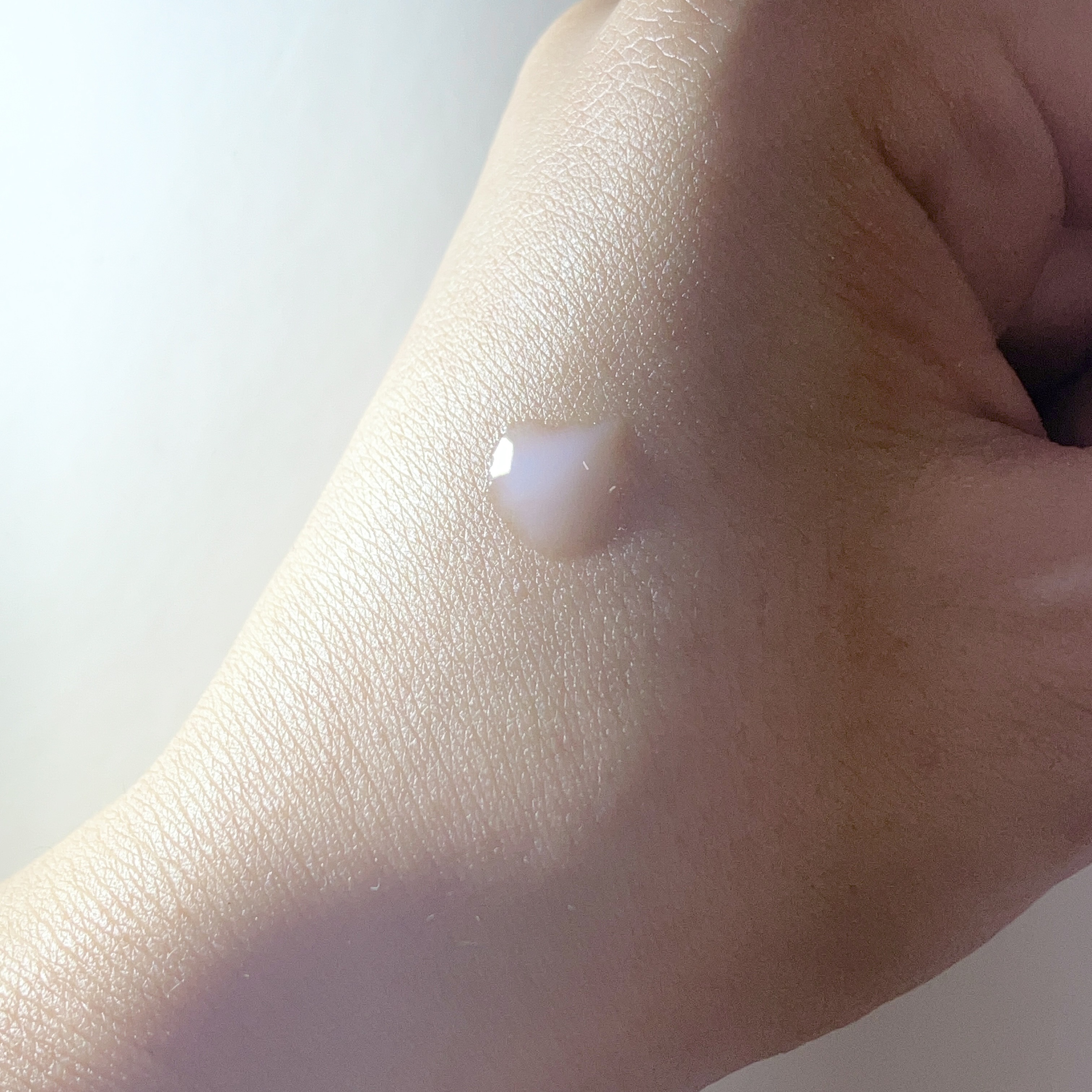 モレキュラーリペアヘアセラム/MQURE/アウトバストリートメントを使ったクチコミ（2枚目）