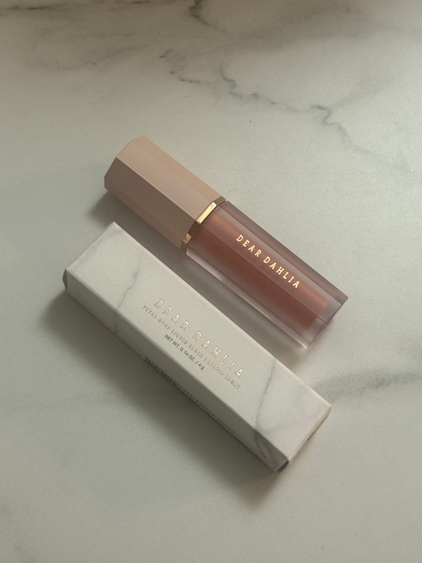 churamomo on LIPS 「DEARDAHLIAペタルドロップリキッドブラッシャーずっと気..」(1枚目)