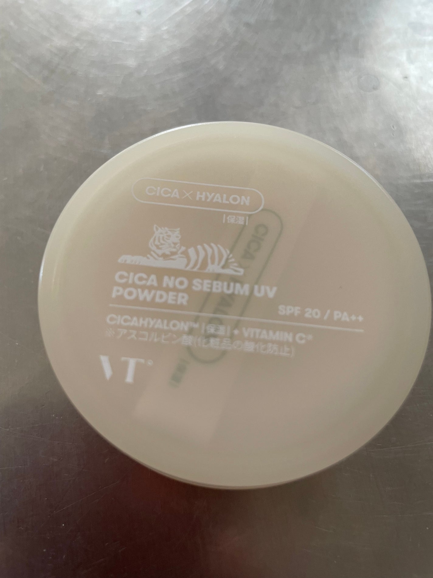 CICA ノーセバムUVパウダー/VT/日焼け止めパウダーを使ったクチコミ(3枚目)