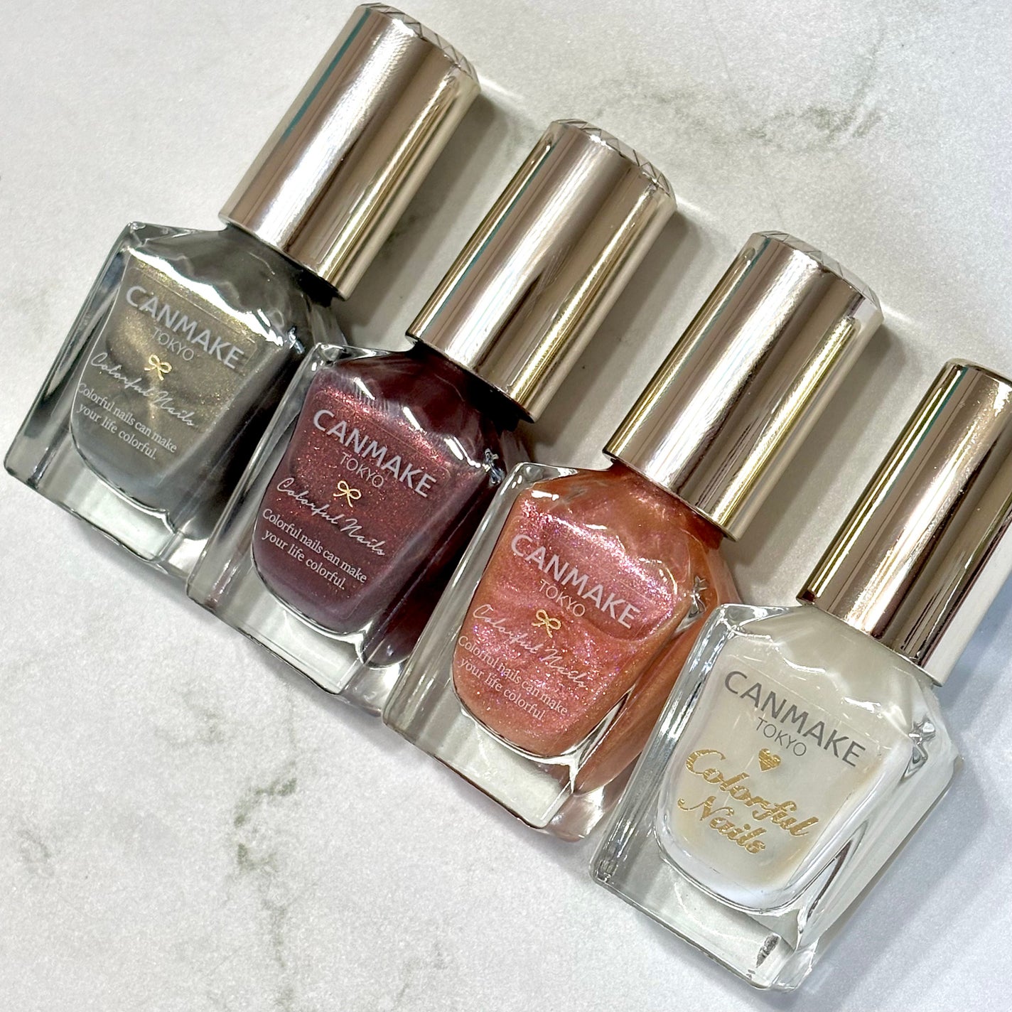 カラフルネイルズ/キャンメイク/マニキュアを使ったクチコミ(4枚目)