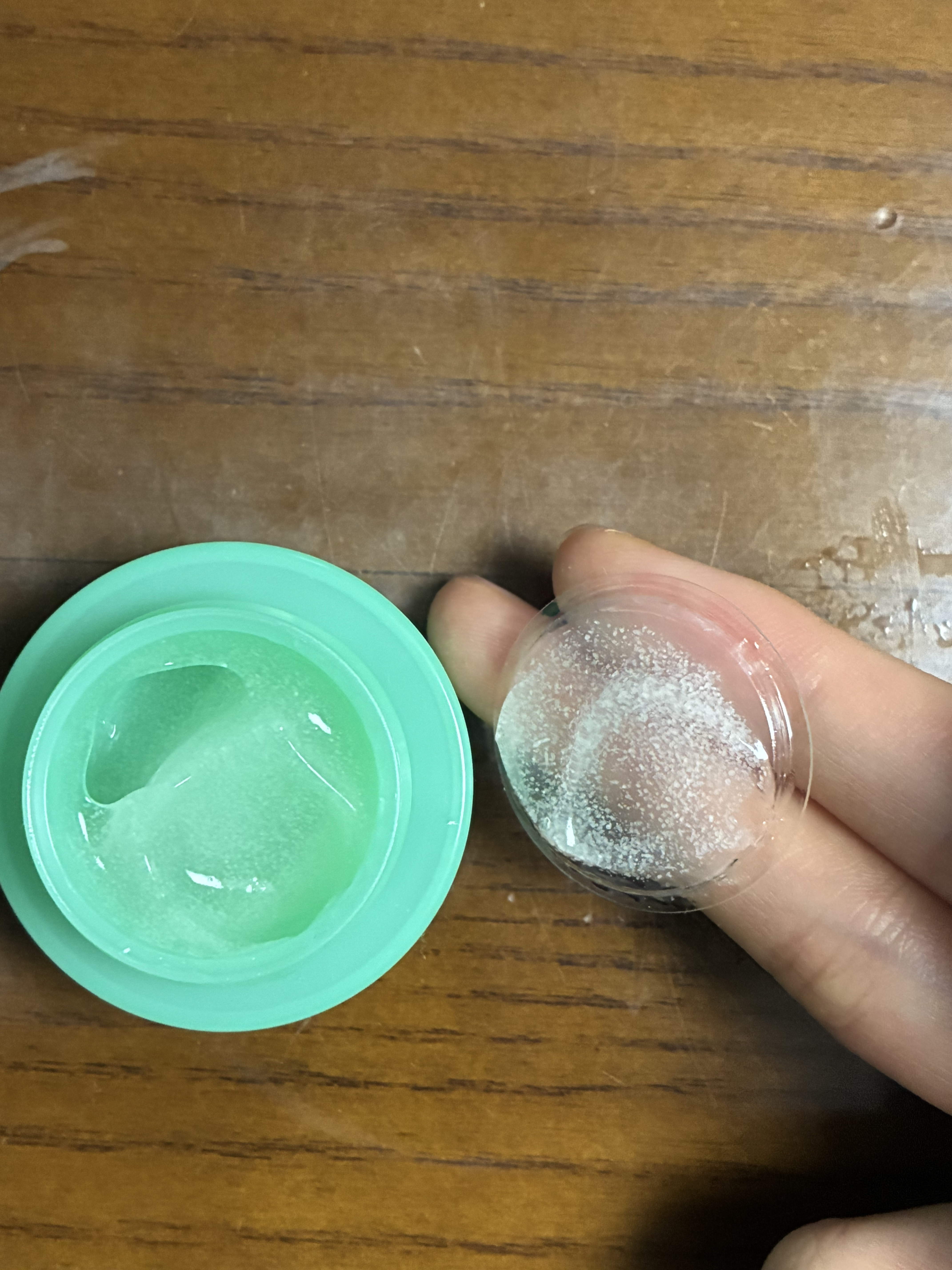 どくだみシカ クーリング 水分 クリーム/TONYMOLY/フェイスクリームを使ったクチコミ（3枚目）