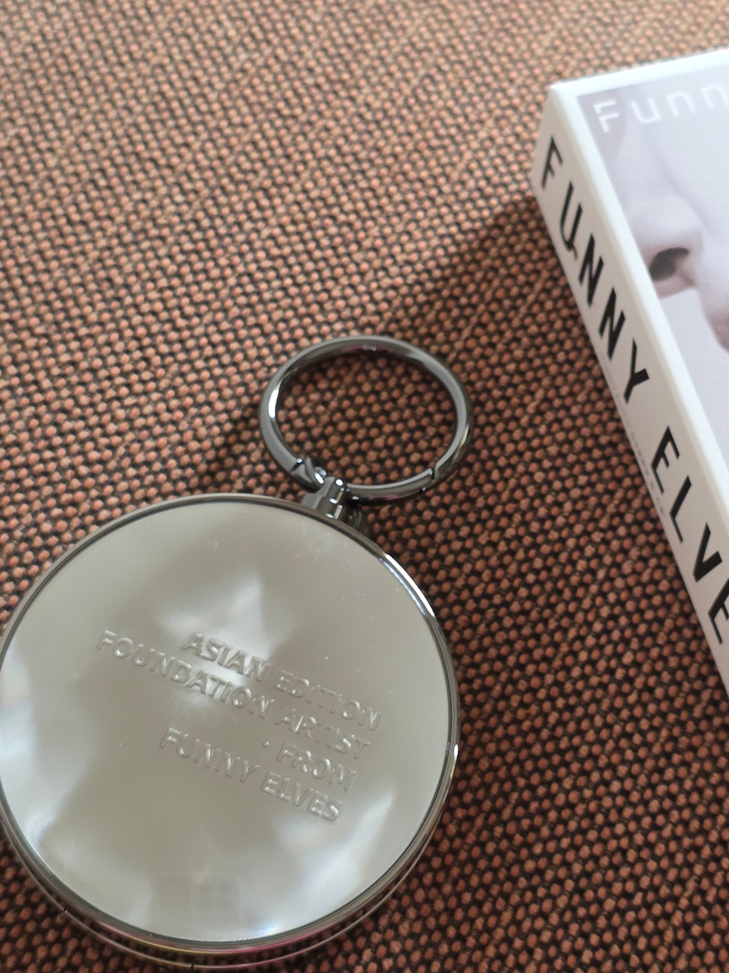 ロングウェア エア クッションファンデーション/FUNNY ELVES方里/クッションファンデーションを使ったクチコミ(1枚目)