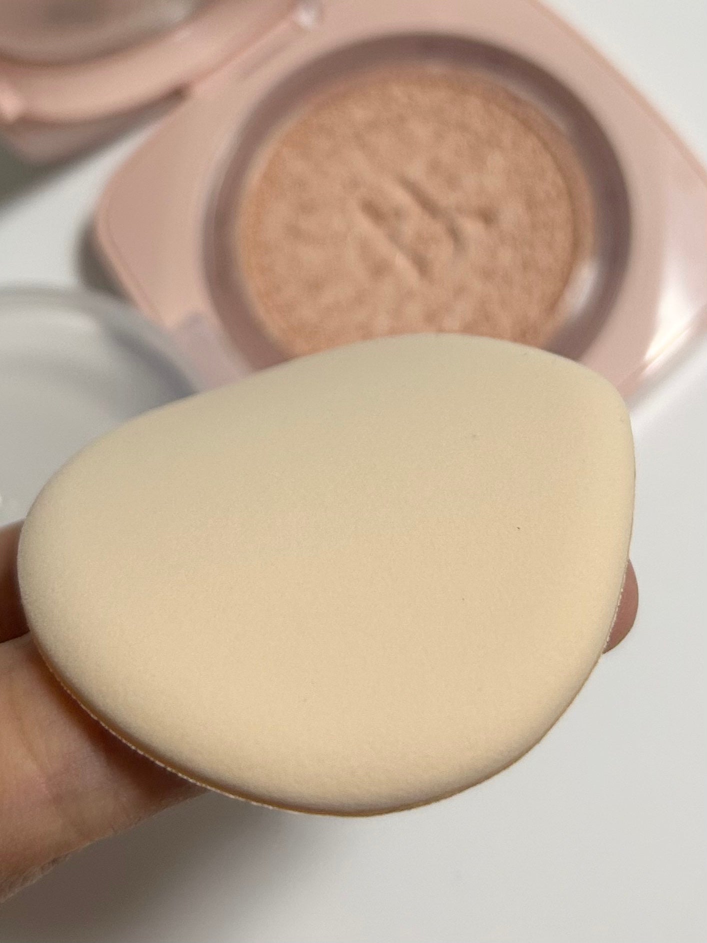 ベースフィットトーンアップサンクッション/TFIT/クッションファンデーションを使ったクチコミ(3枚目)