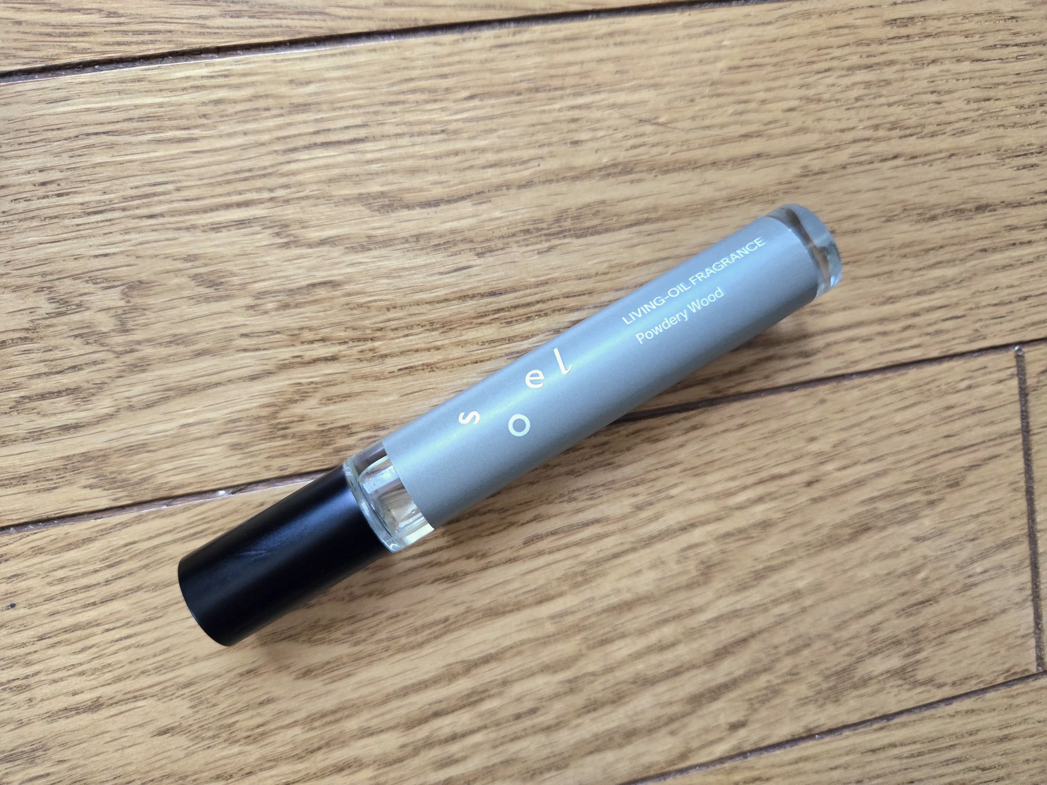 リビングオイル フレグランス Powdery Wood/soel/香水(その他)を使ったクチコミ（1枚目）