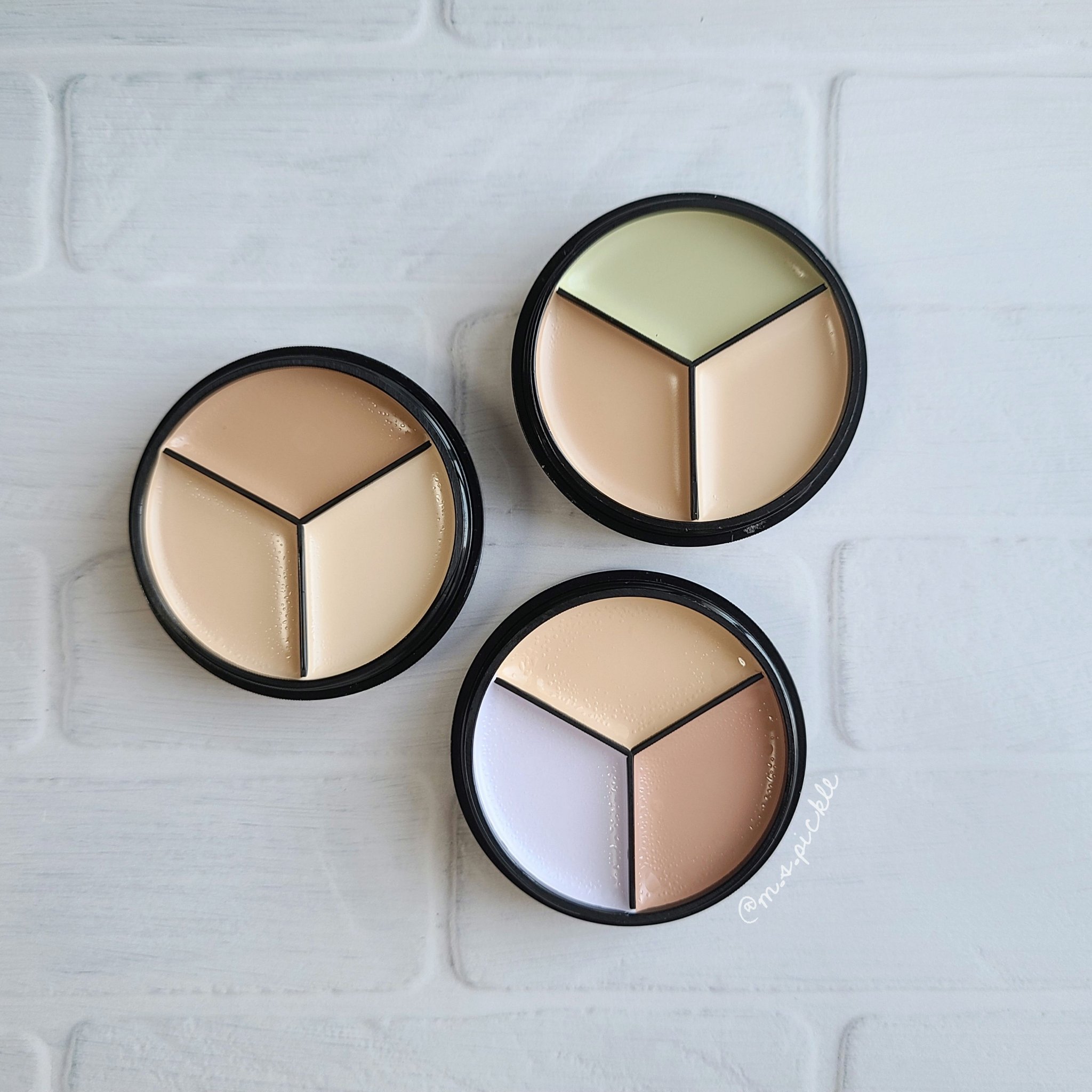 lovelycc マジックカバーチートコンシーラー/LOVELYCC/パレットコンシーラーを使ったクチコミ（2枚目）