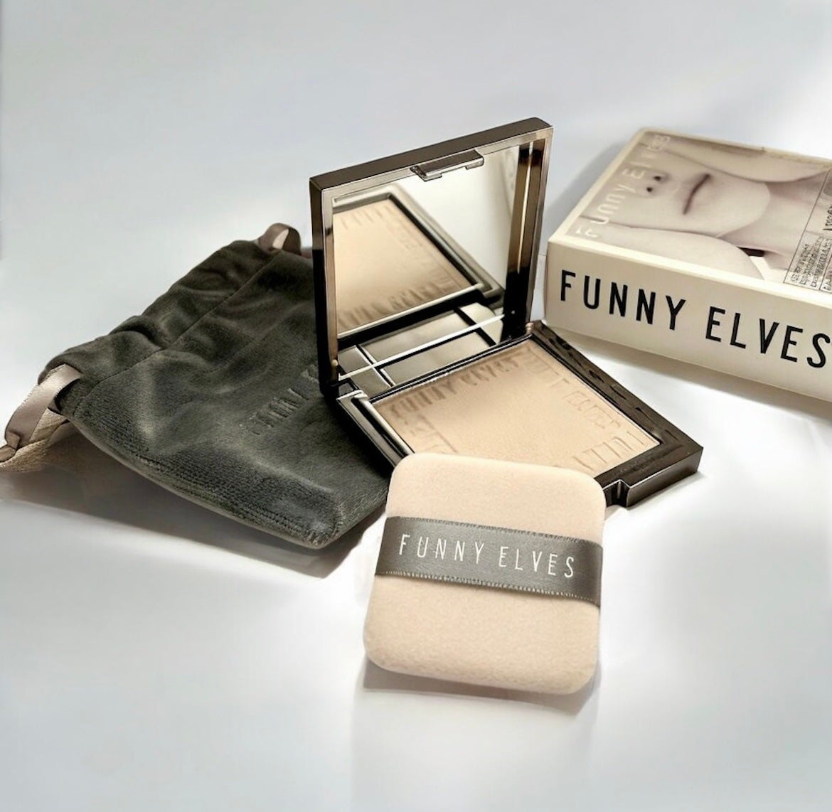 ソフトマットプレストパウダー/FUNNY ELVES方里/プレストパウダーを使ったクチコミ(1枚目)