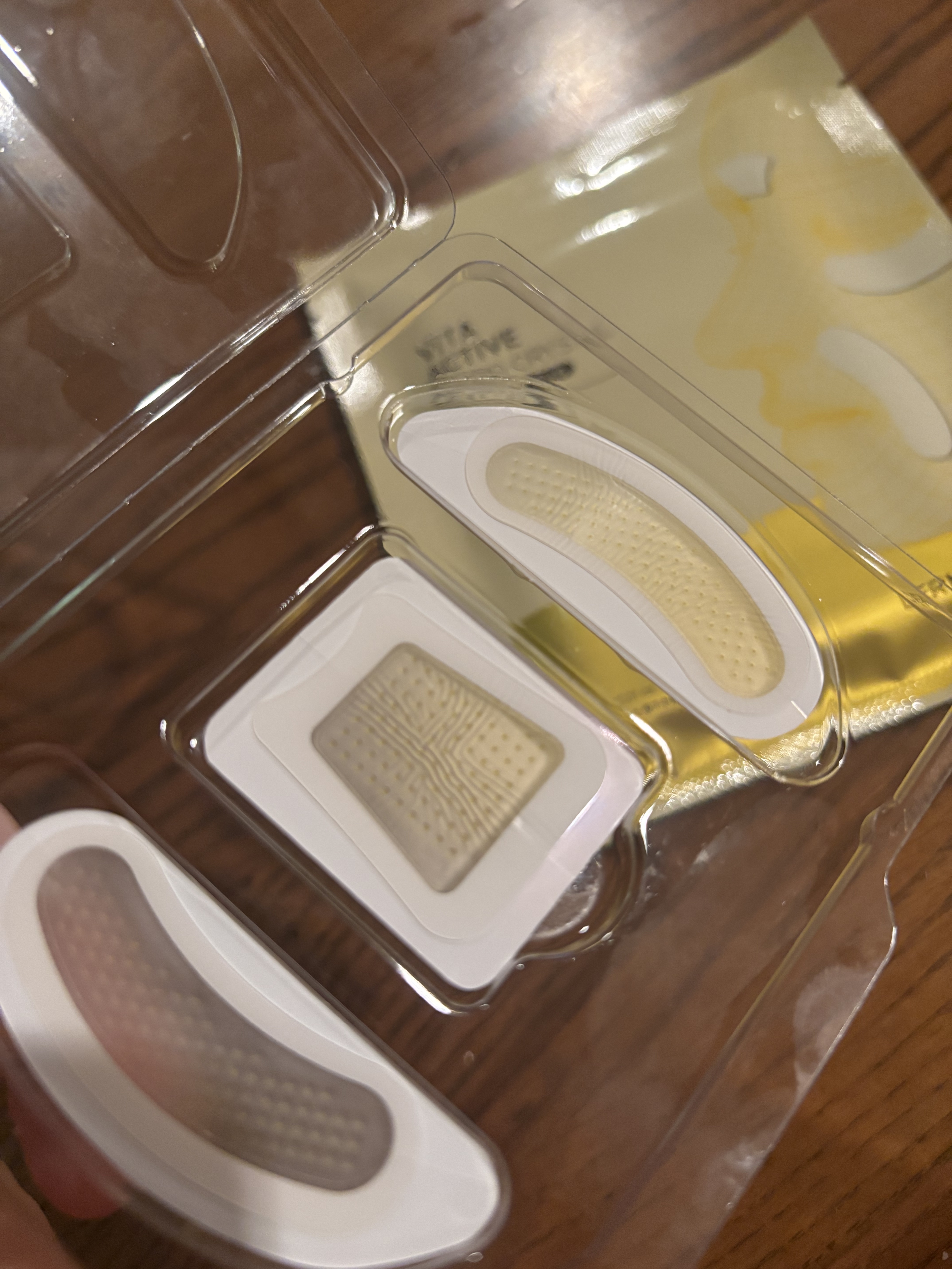 ビタアクティブマイクロクリスタルパッチ/ダーマファーム/シートマスク・パックを使ったクチコミ（3枚目）