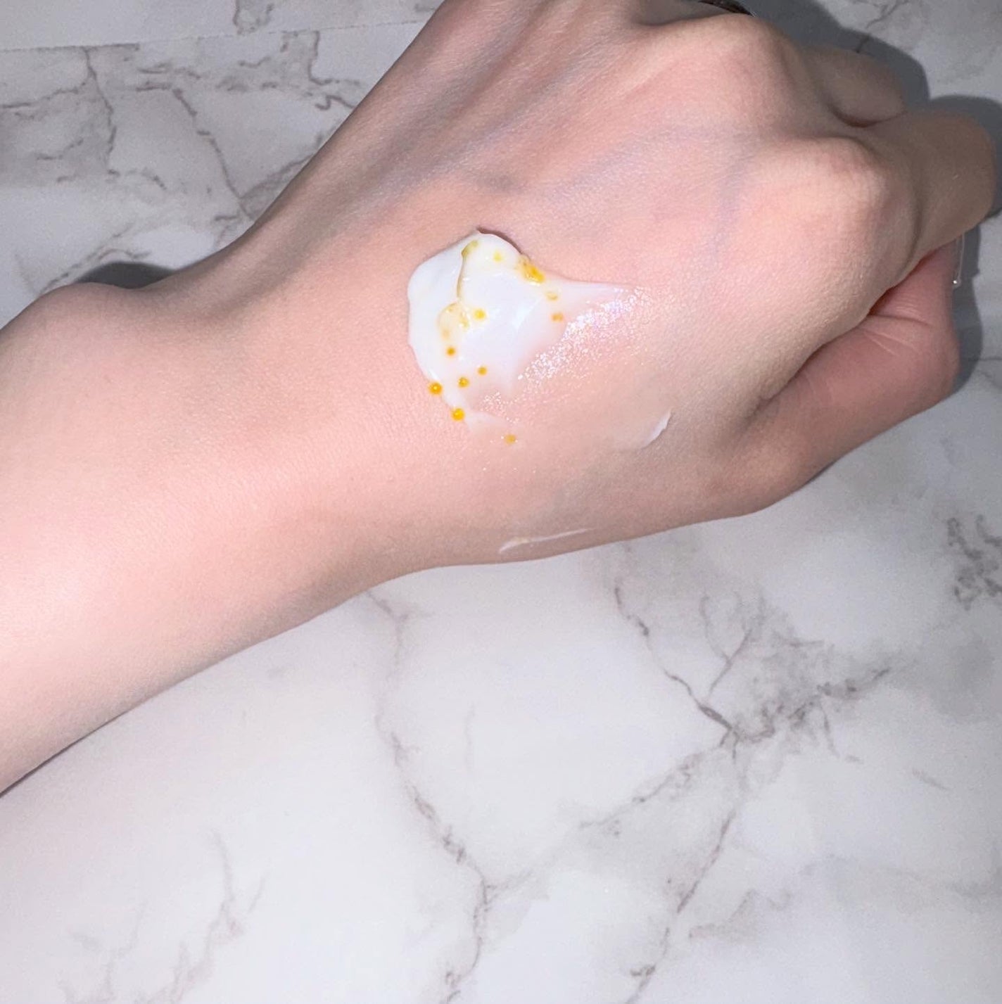 ビタトーニングカプセルクリーム/ダルバ/フェイスクリームを使ったクチコミ(4枚目)