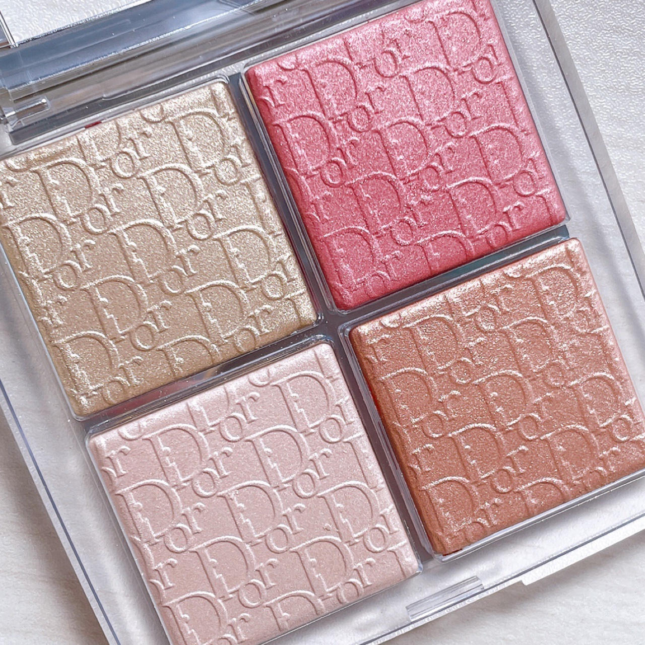 ディオール バックステージ フェイス グロウ パレット/Dior/ハイライトを使ったクチコミ（3枚目）