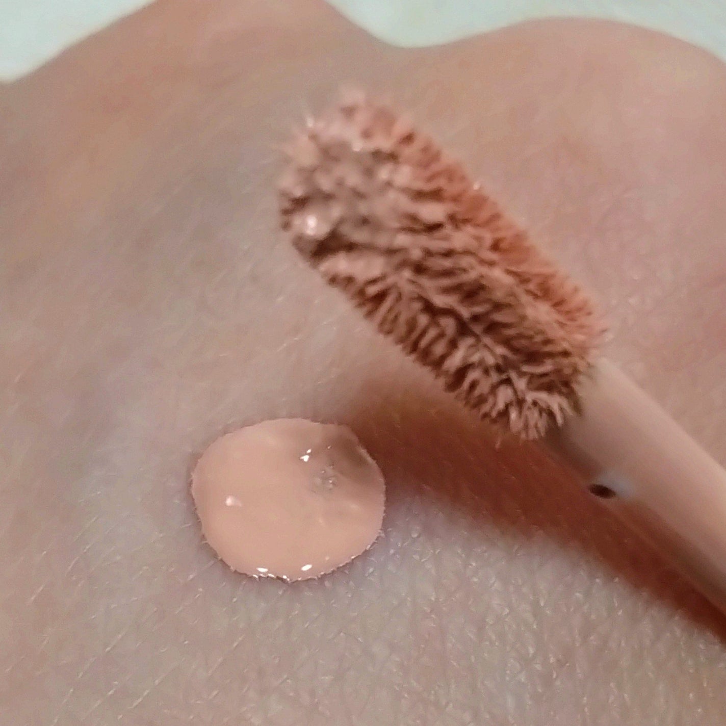 カバーパーフェクション チップコンシーラー/the SAEM/リキッドコンシーラーを使ったクチコミ(5枚目)