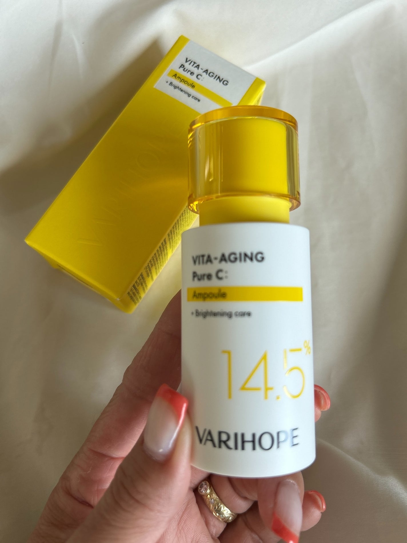 8デイズピュアビタミンCアンプル/VARI:HOPE/美容液を使ったクチコミ(2枚目)