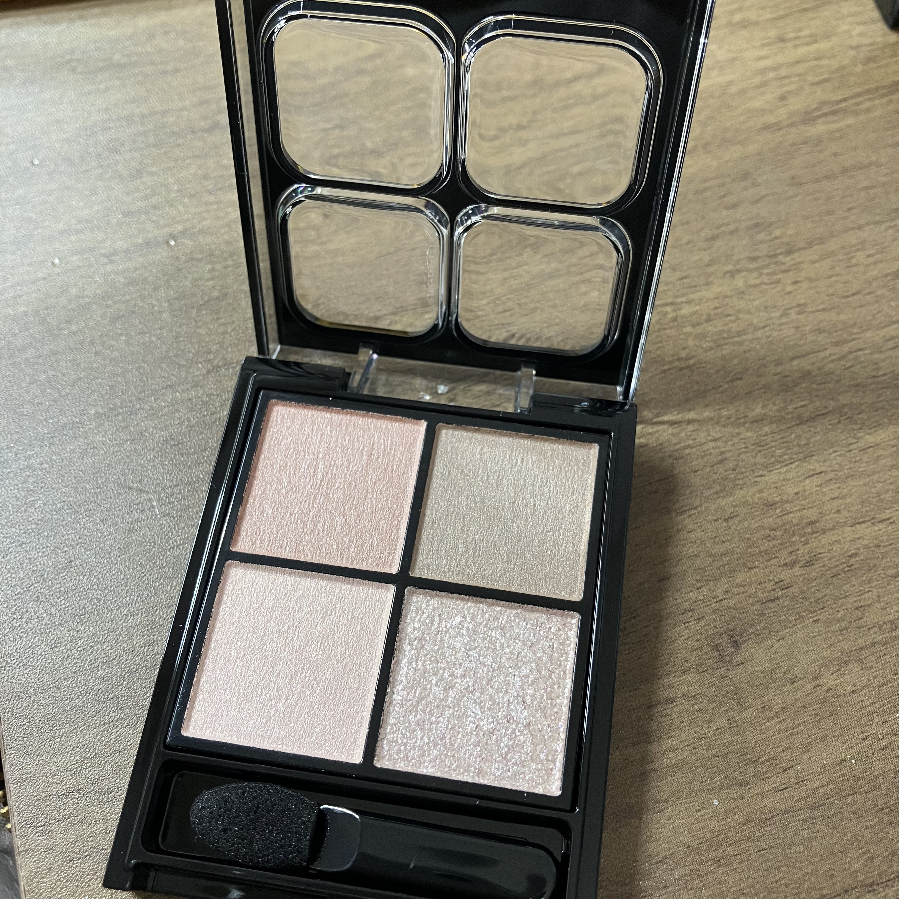 ケイト ポッピングシルエットシャドウ/KATE/アイシャドウパレットを使ったクチコミ（2枚目）